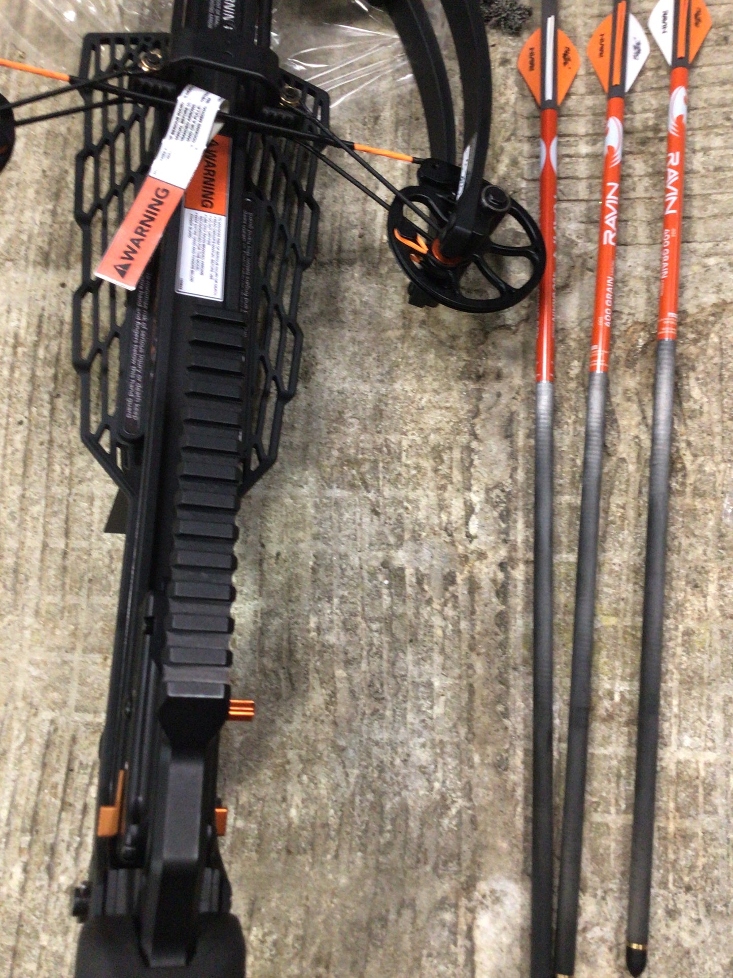 Used Ravin R5X Black Crossbow Package