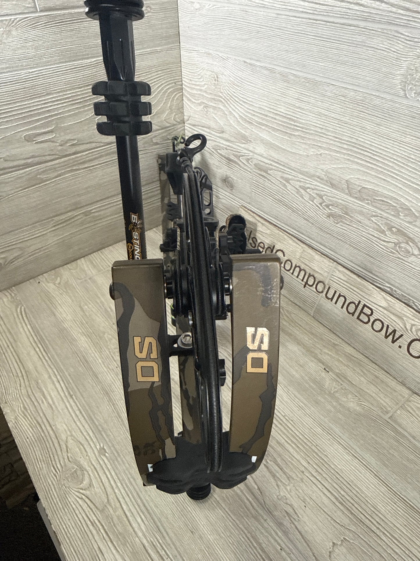 Used PSE Evolve DS 30 24.5-30 Mossy Oak Right Handed Package