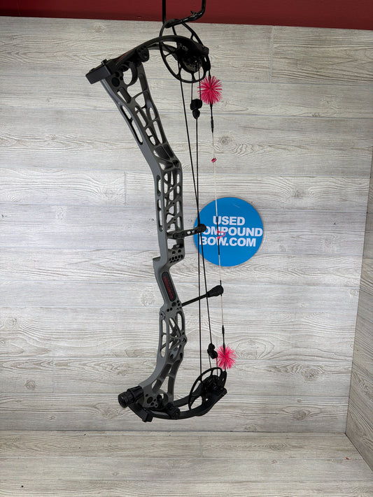 Darton Sequel 31 ST2 30" 70lb LH Gray bow only