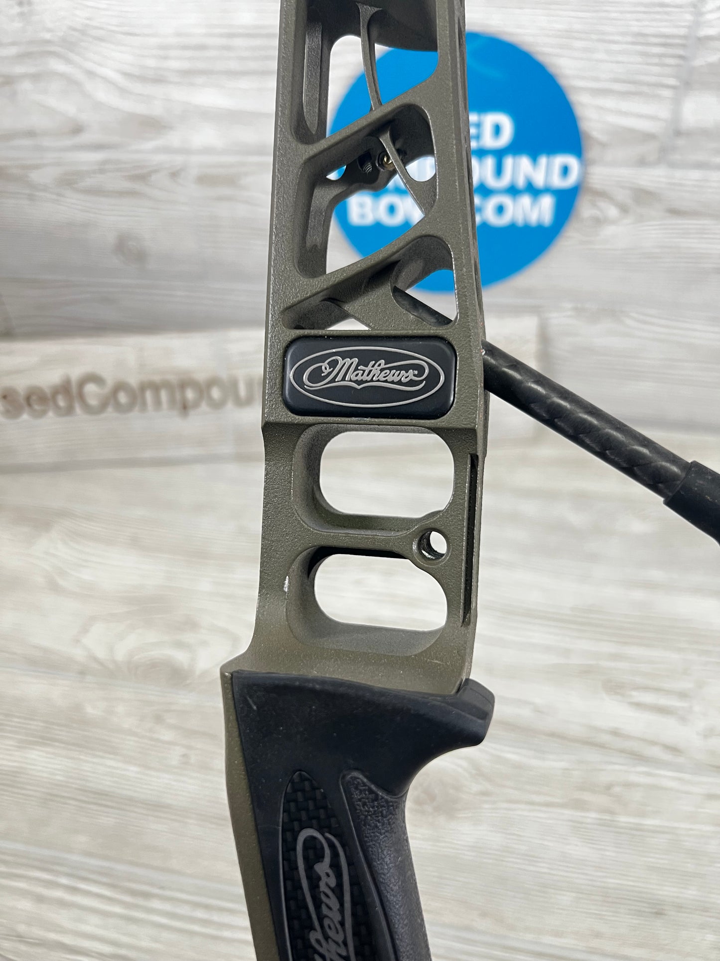 Used Mathews V3X 33 RH Ambush Green