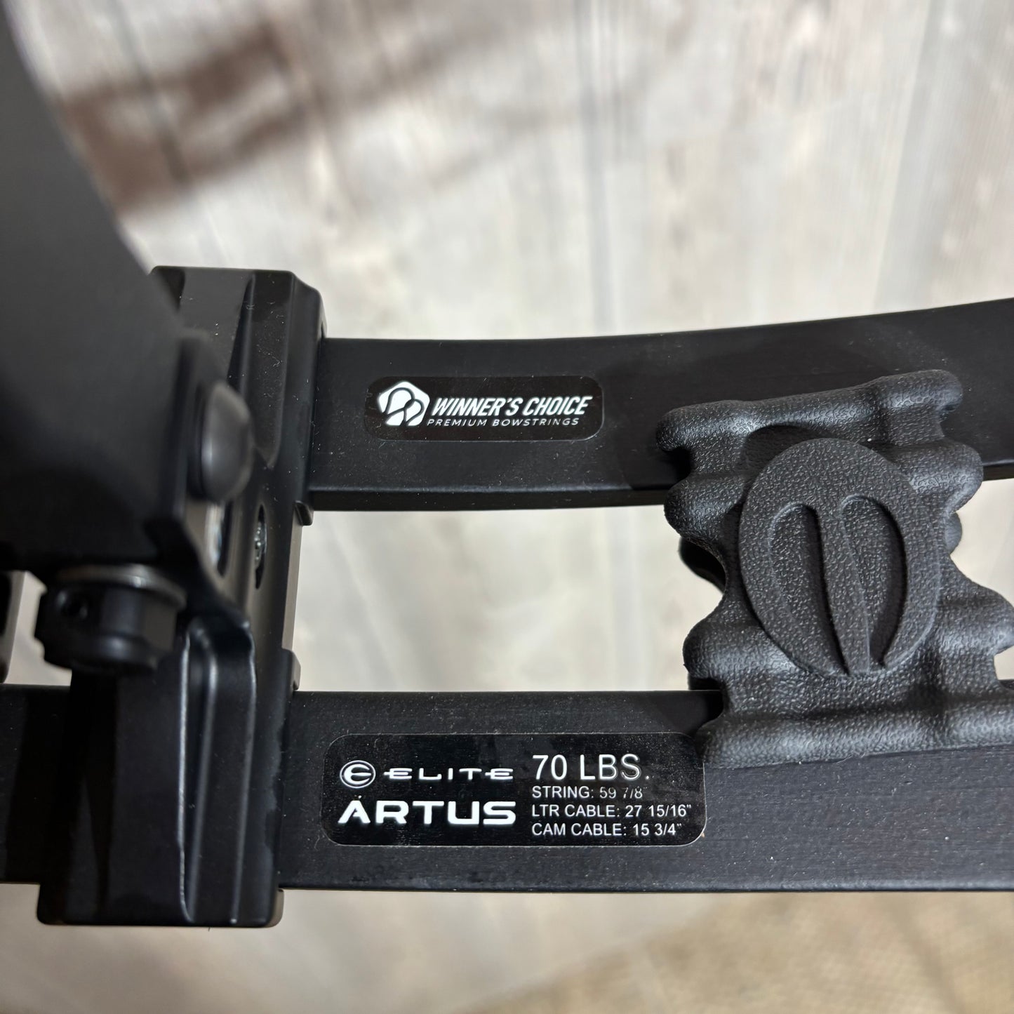 Elite Artus Right Hand Black 60-70# Bow