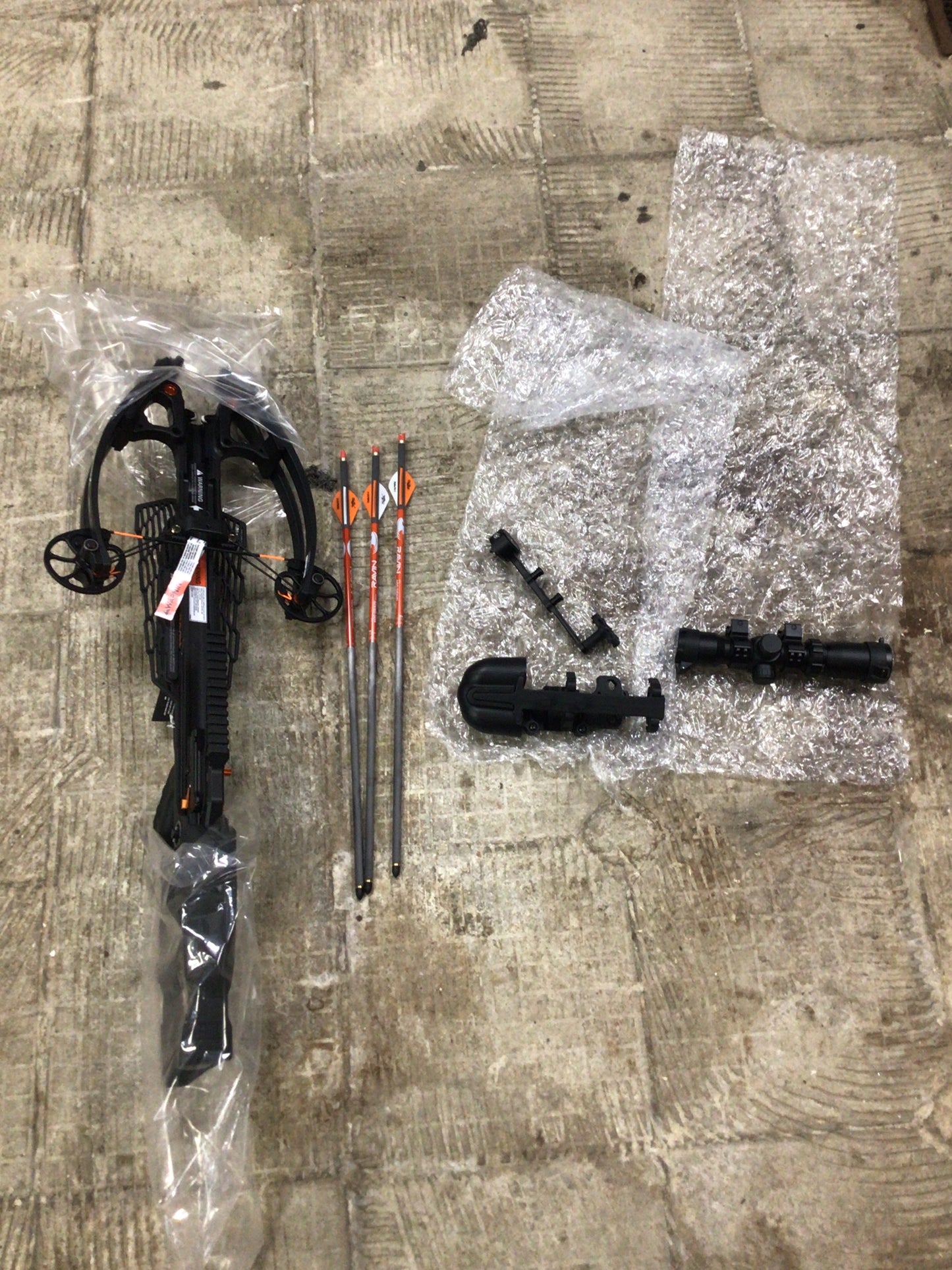 Used Ravin R5X Black Crossbow Package