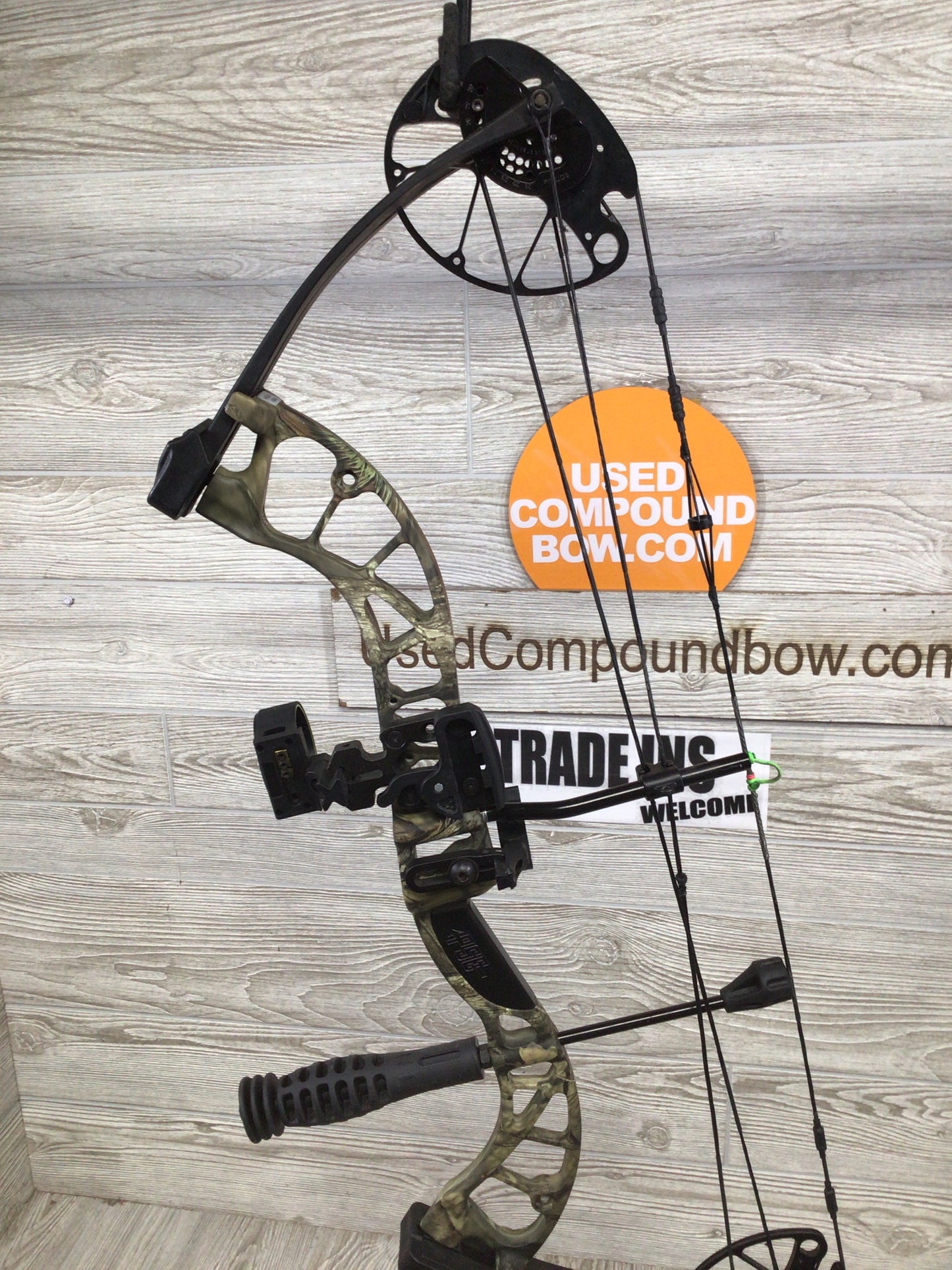 USED PSE UPRISING LEFT HANDED PACKAGE MOSSY OAK