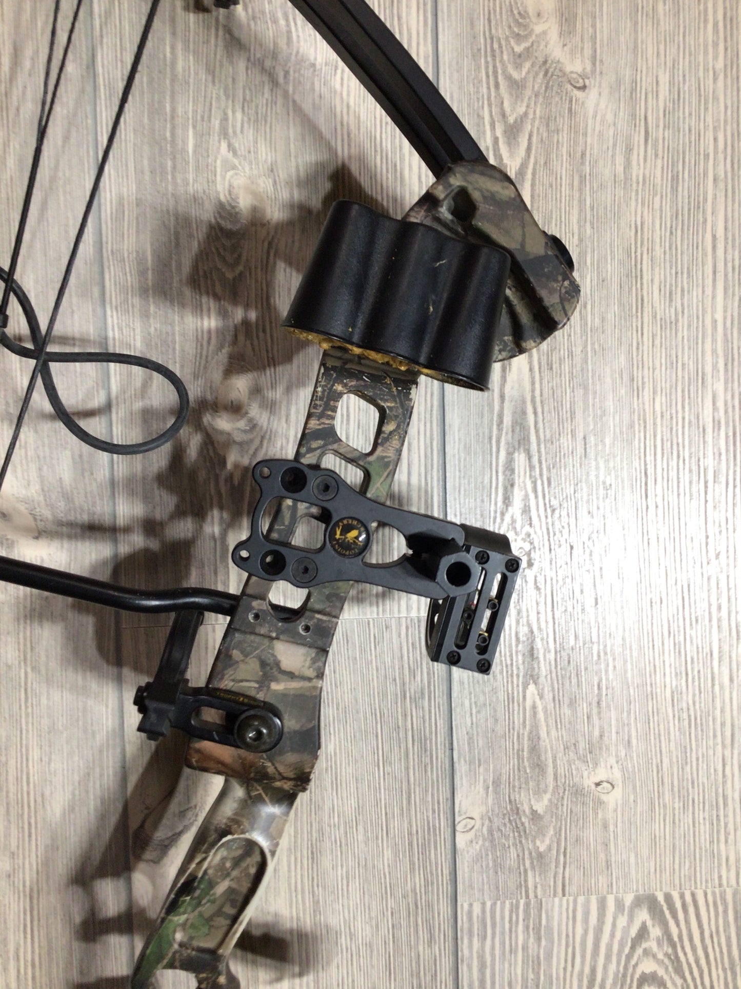 Used Barnett Vortex Hunter Bow Pkg