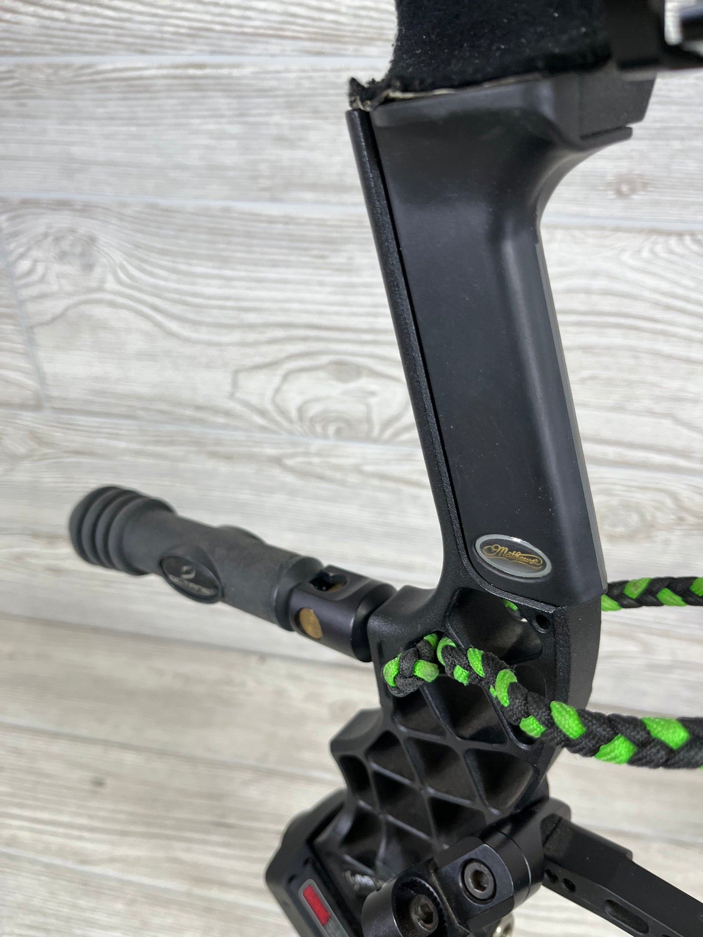 Mathews Chill X Black RH Package 70# MAX