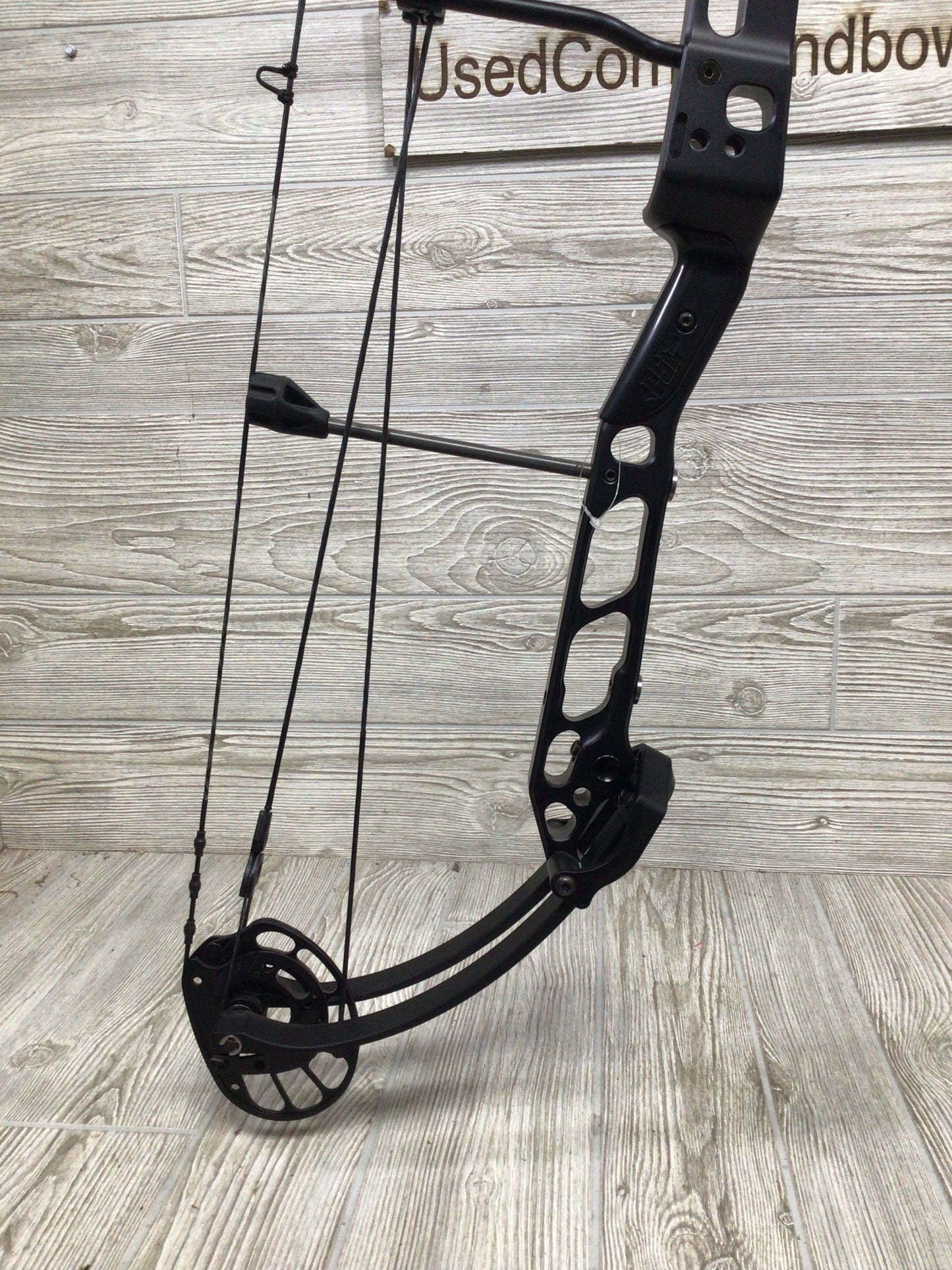 Used PSE Lazer NF 50-60# Black Right Handed