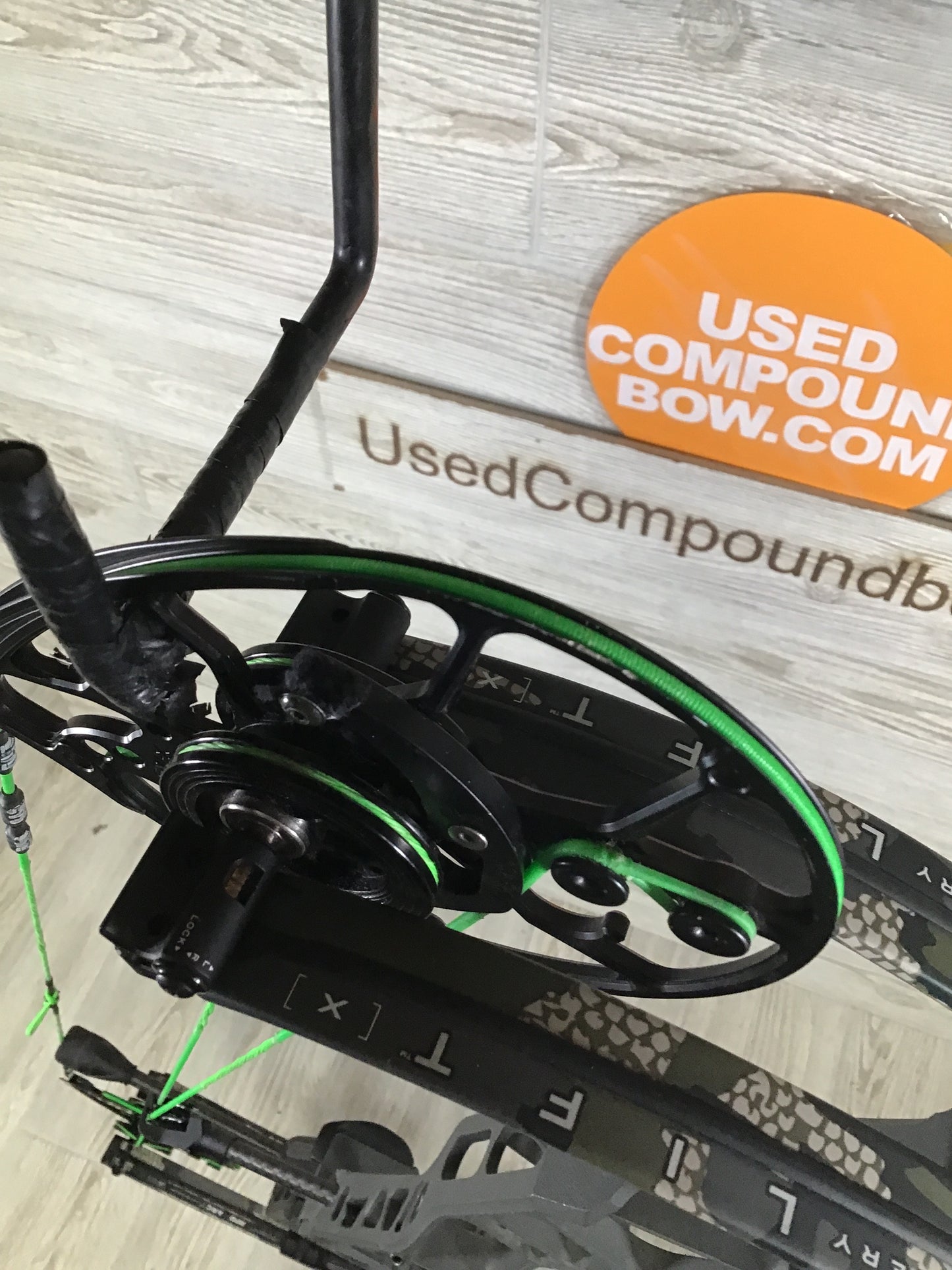 Used Mathews Lift X 33 RH Shale/ Kuiu Limbs 29/70