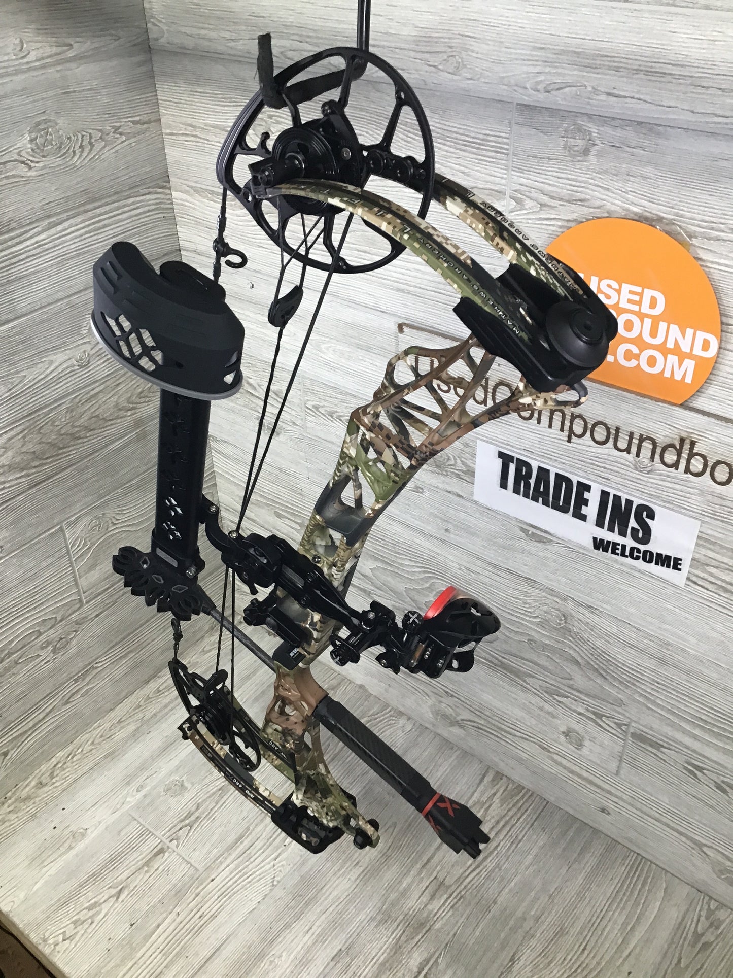Used Mathews Lift X 29.5 Right Hand 28.5"/70# Sitka Subalpine Package