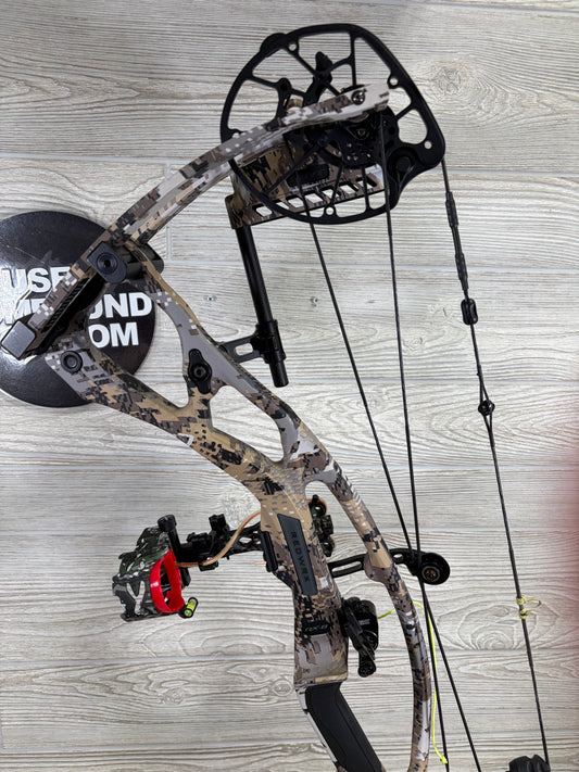 Used Hoyt RX-8 Right Hand 70lbs Sitka Elevated 2 Camo Pkg 25"-30"