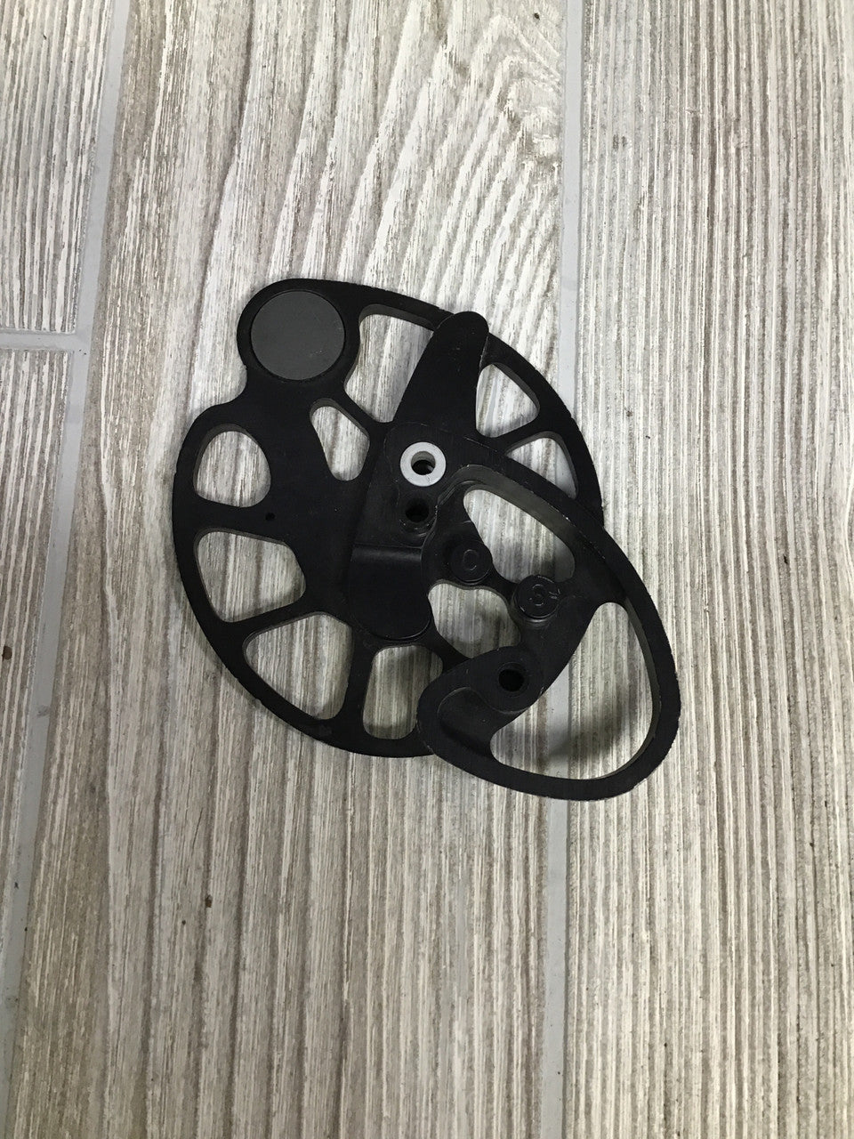 Used Mathews Mustang Left hand cam 19" M-19L
