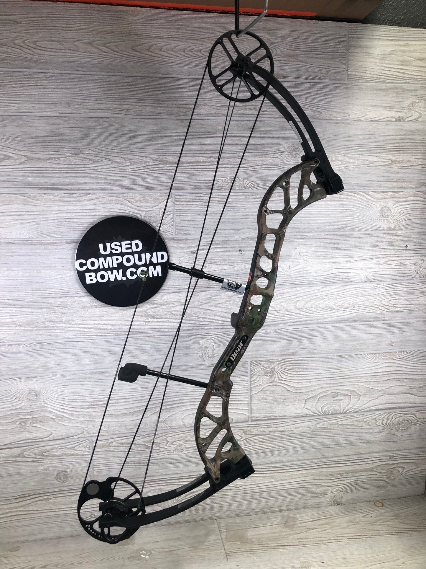 Bear Wild Right Hand Bow 24-31" 60-70lbs