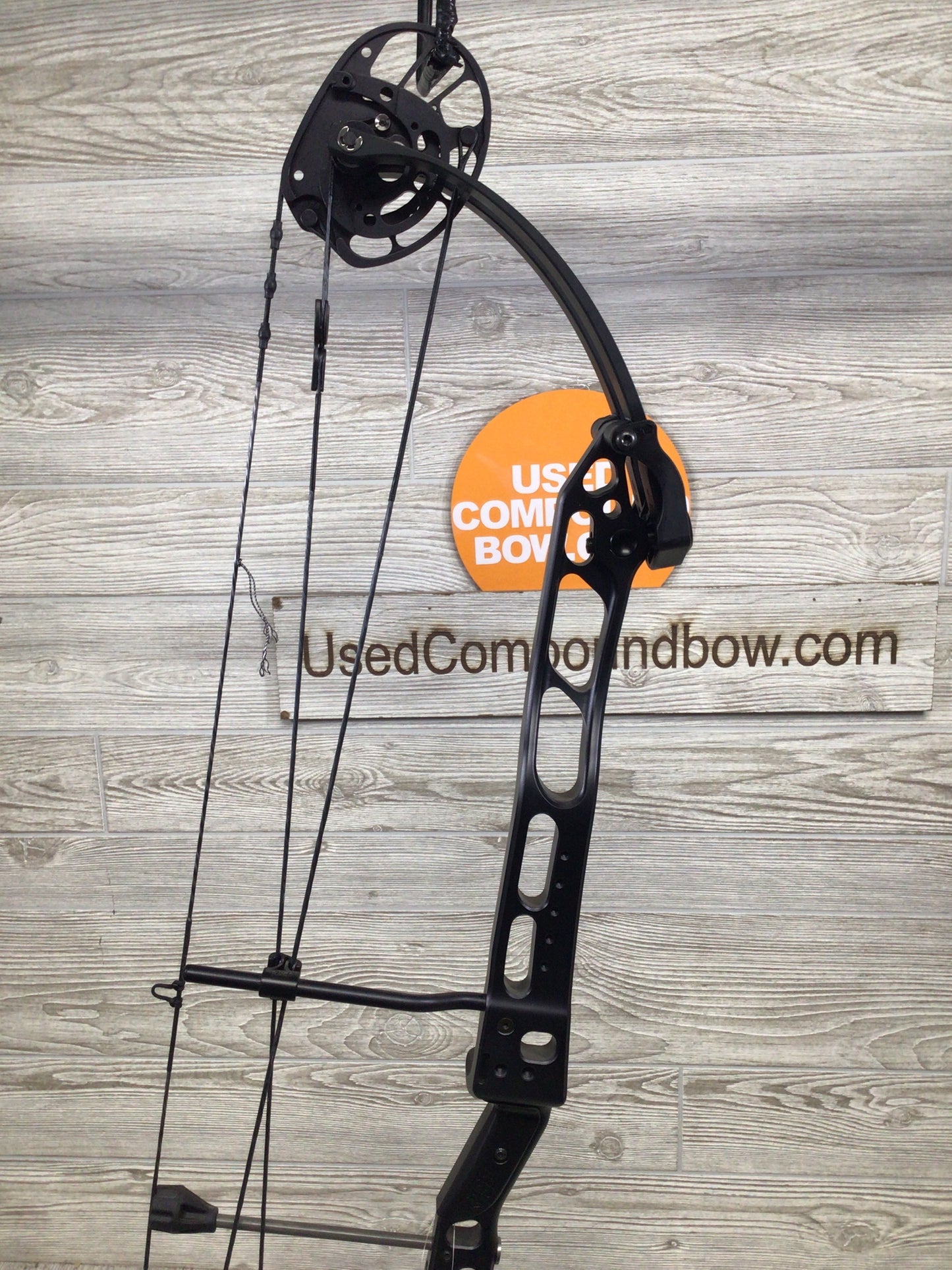 Used PSE Lazer NF 50-60# Black Right Handed