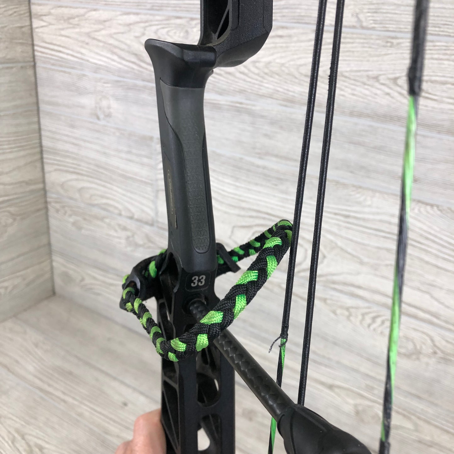 Used Mathews Lift X 33 Black RH Bow green and black custom strings