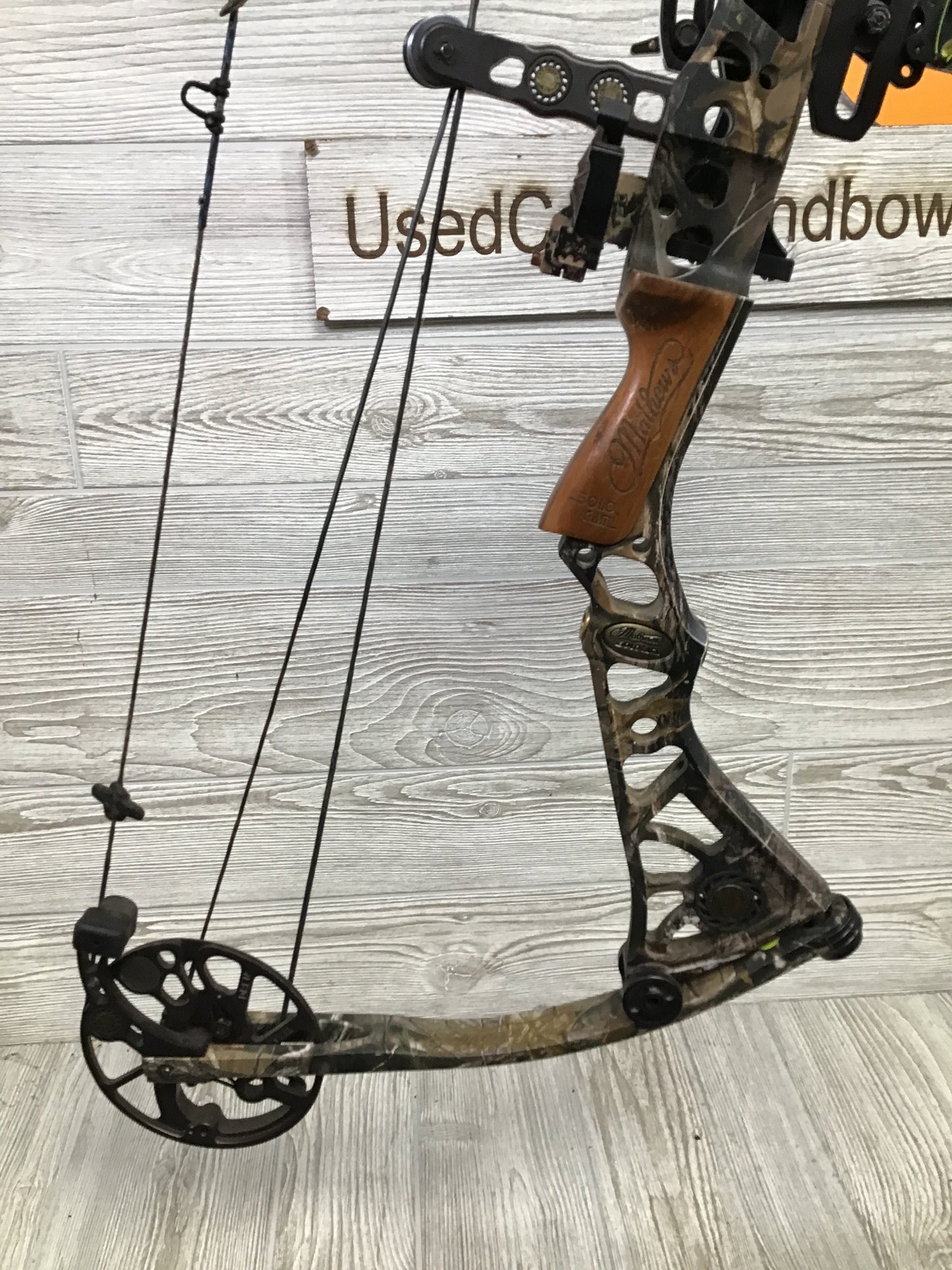 Used Mathews Drenalin LEFT HAND 60-70# PKG READY TO HUNT