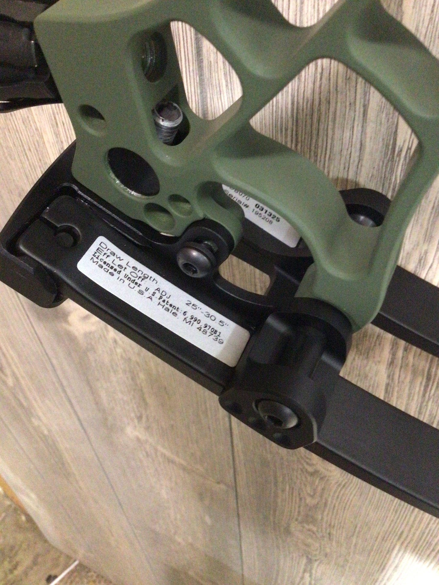 Darton Sequel 31 ST2 Right Handed 60-70 OD Green/Black Limbs