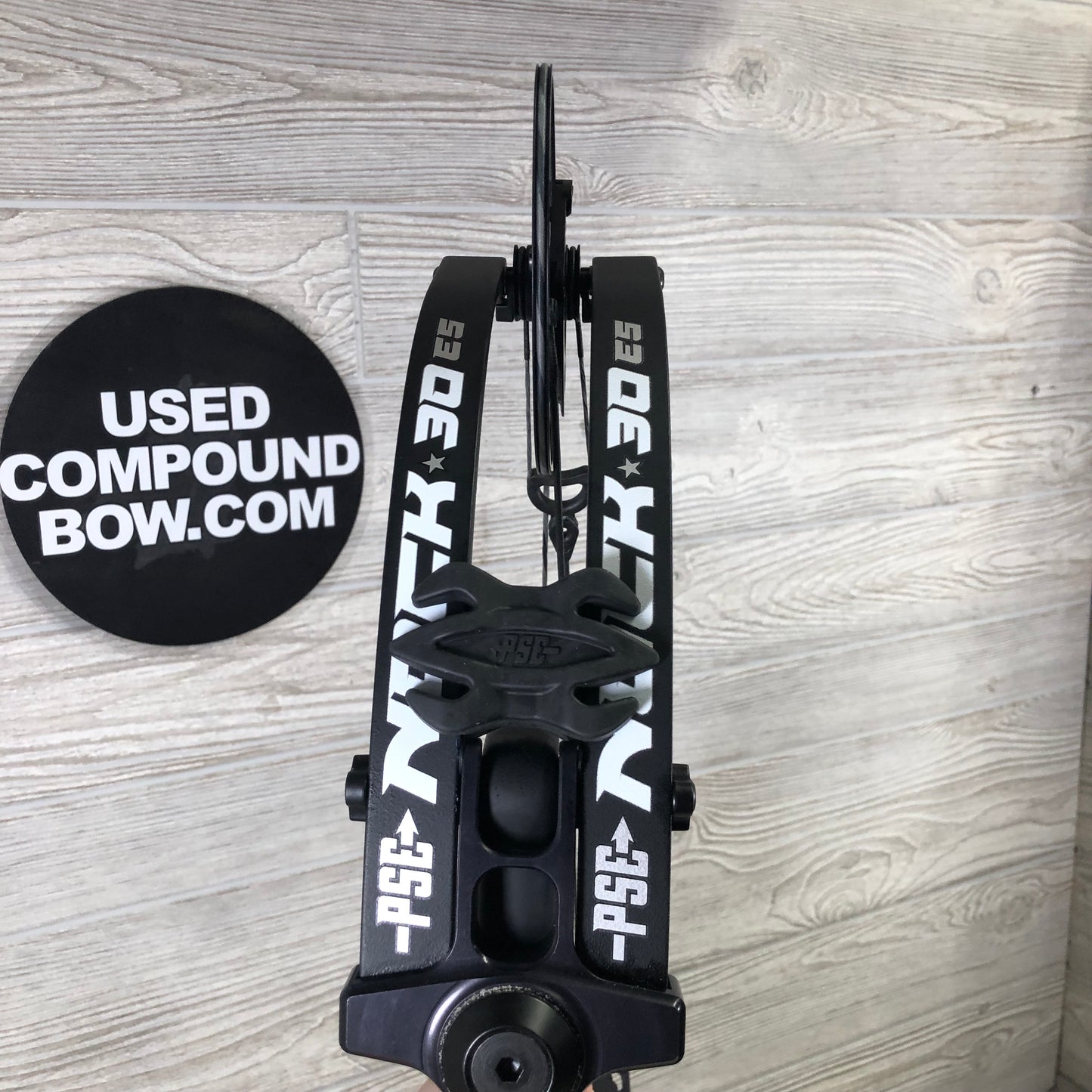 2024 PSE Nock 30 ES Right Hand Black 70lbs 27-31"