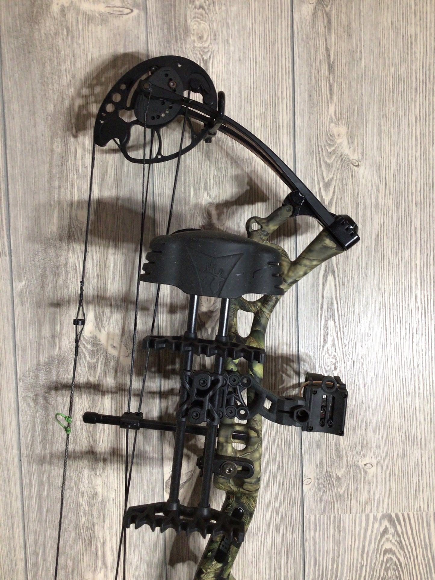 Used Bear Salute Right Handed Package 70#