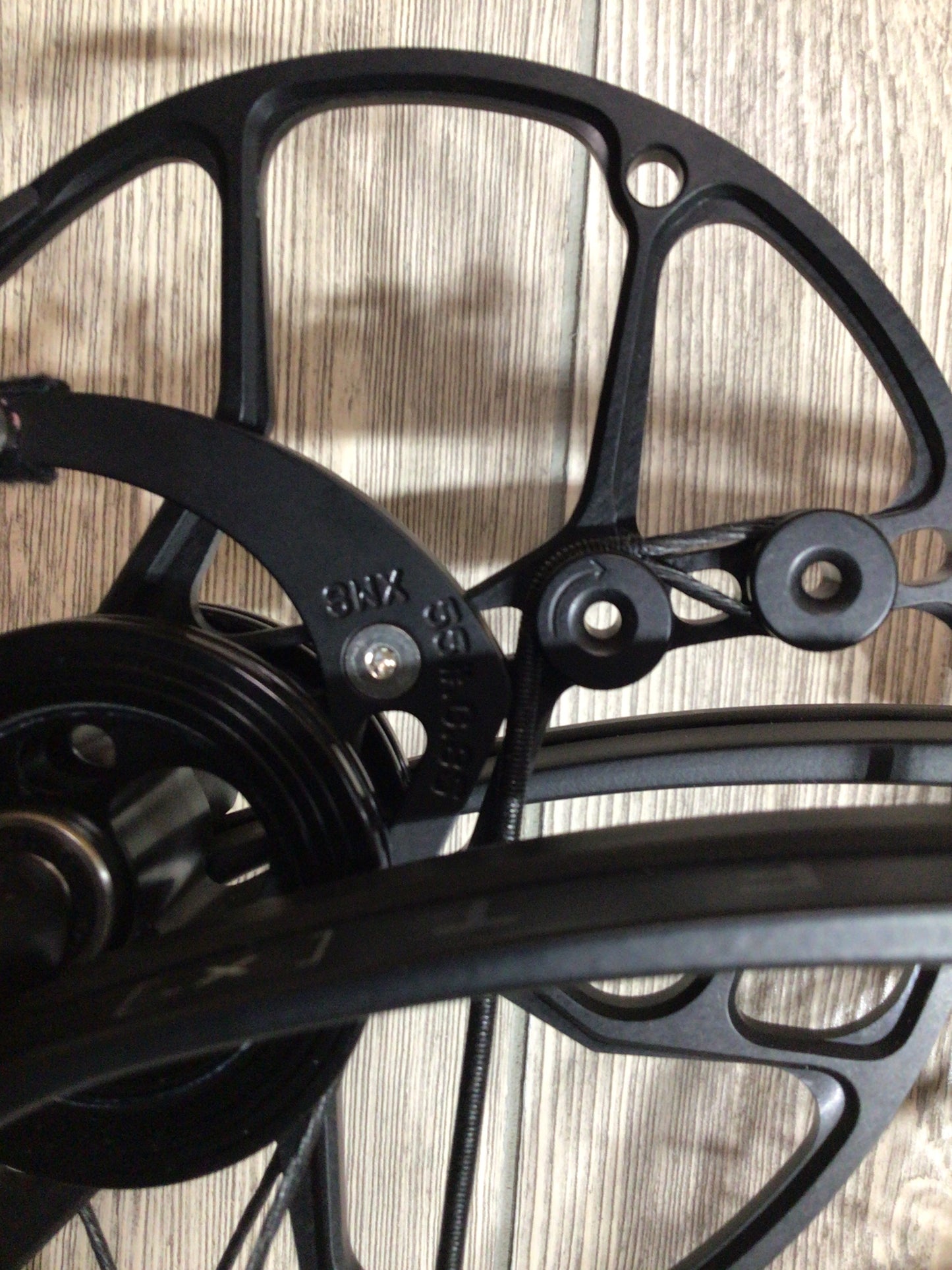 Used Mathews Lift X 33 Black Right Hand