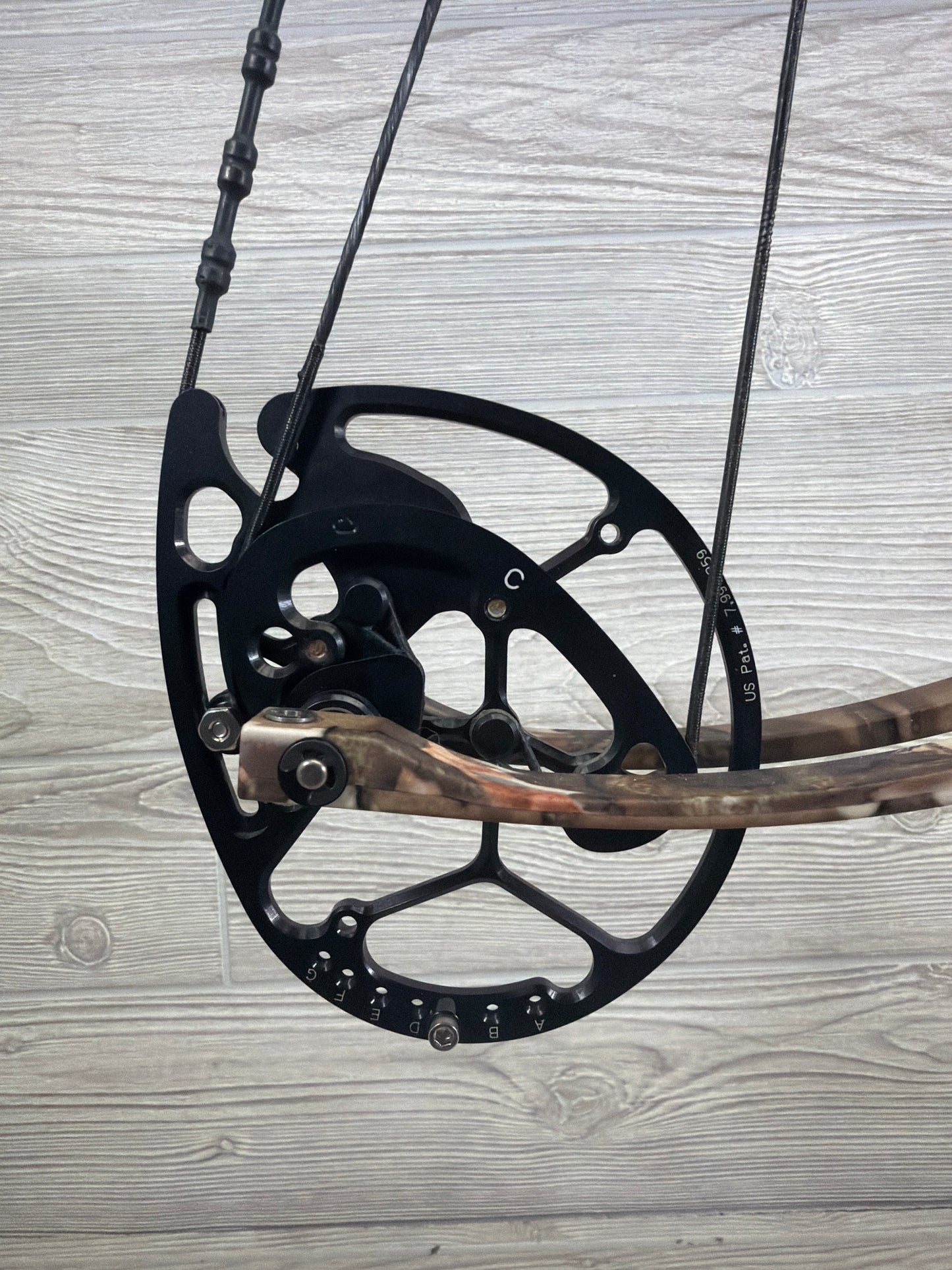 Used Strother Wrath SHO 28" 70lb Right Hand Camo Bow Pkg