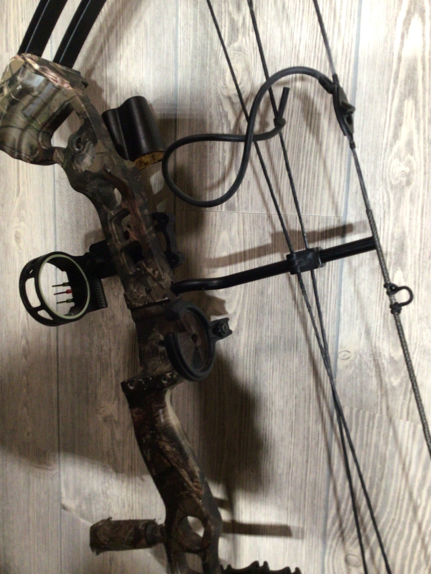 Used Barnett Vortex Hunter Bow Pkg