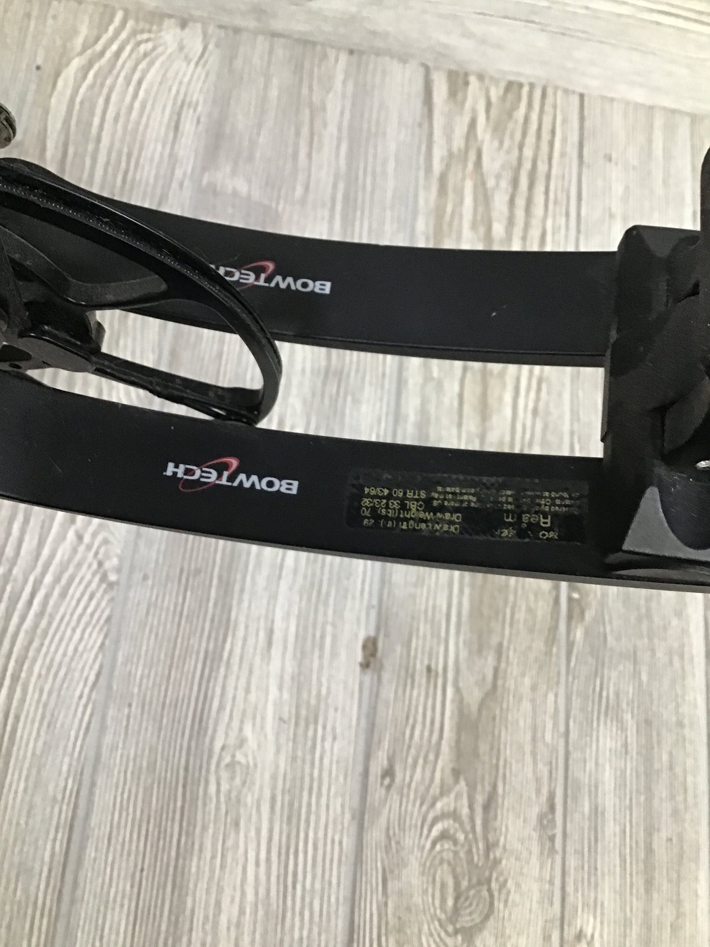 Bowtech Realm Black 70lb RH