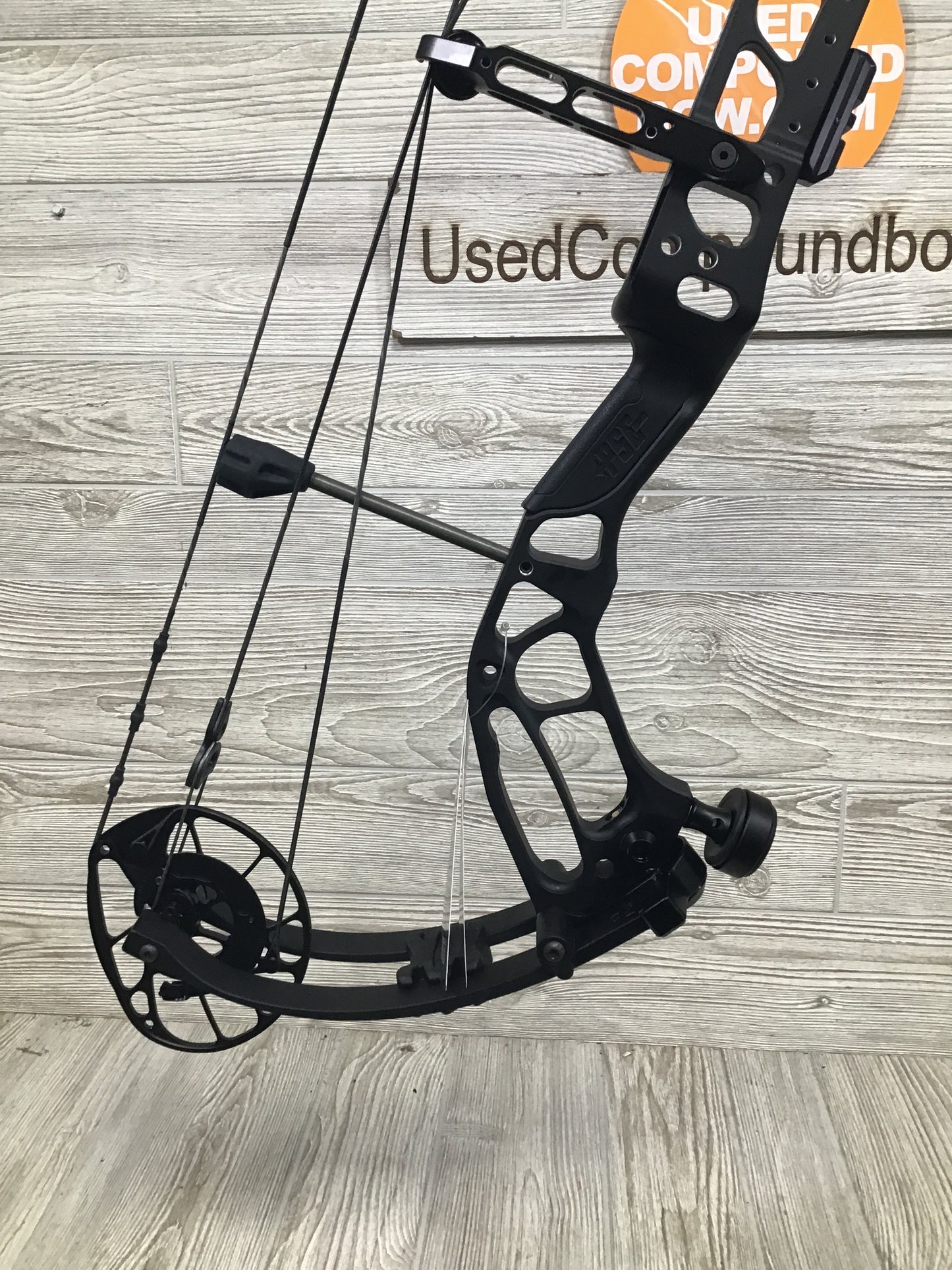 NEW IN BOX W/WARRANTY PSE EVOLVE 30 - BLACK - 70 - RH - EC2