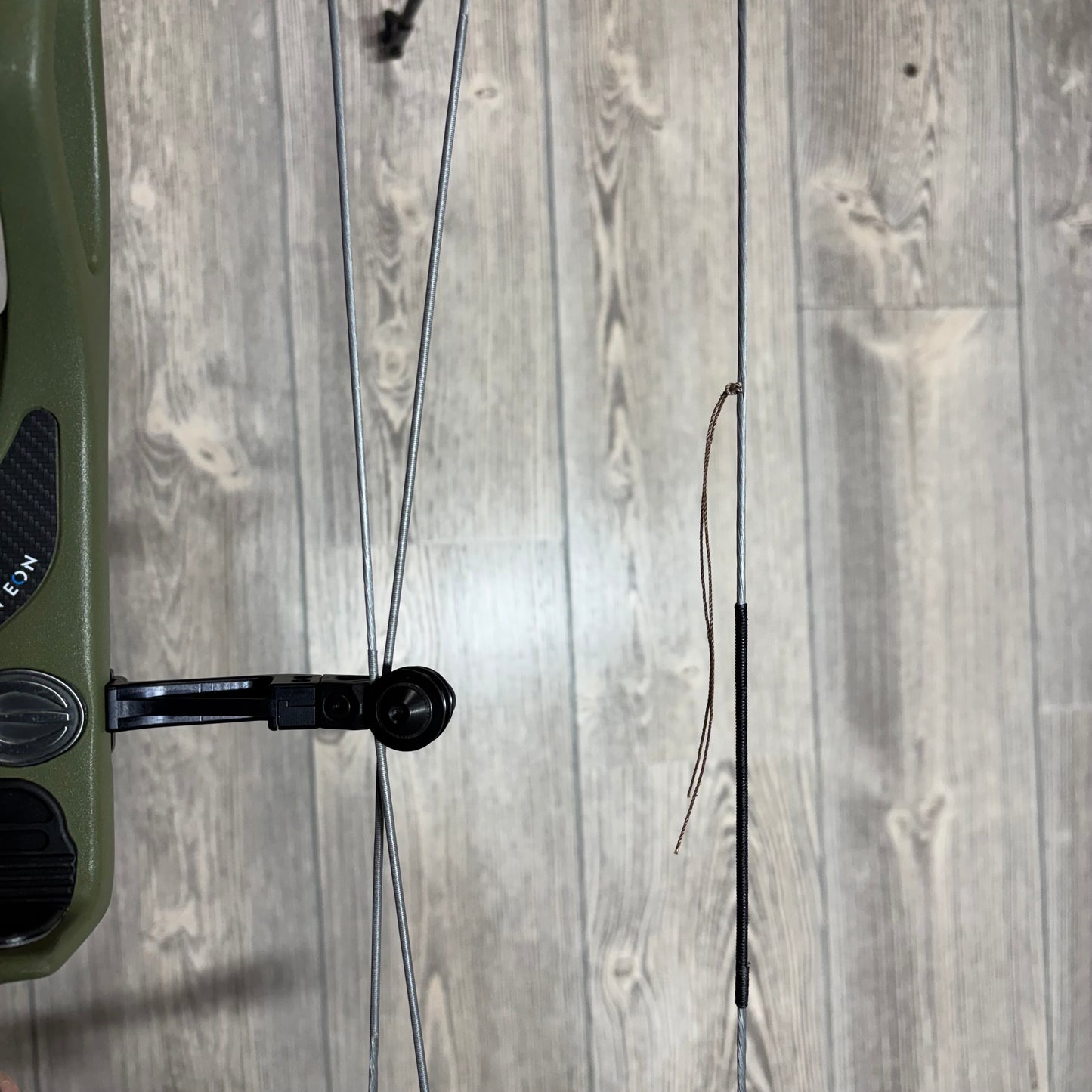 Elite Eon Outdoor Green RH 70lbs