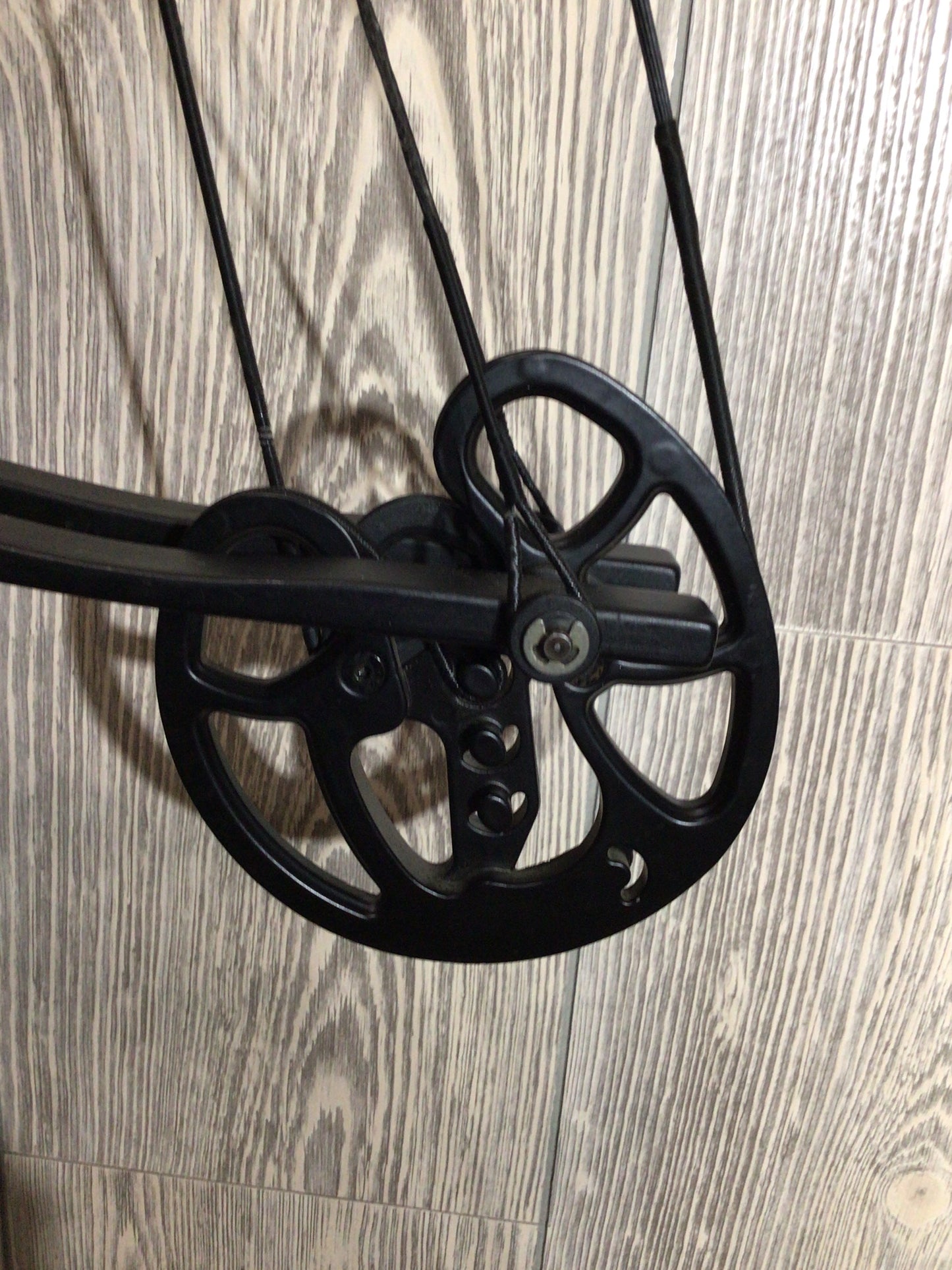 Used Barnett Vortex Hunter Bow Pkg