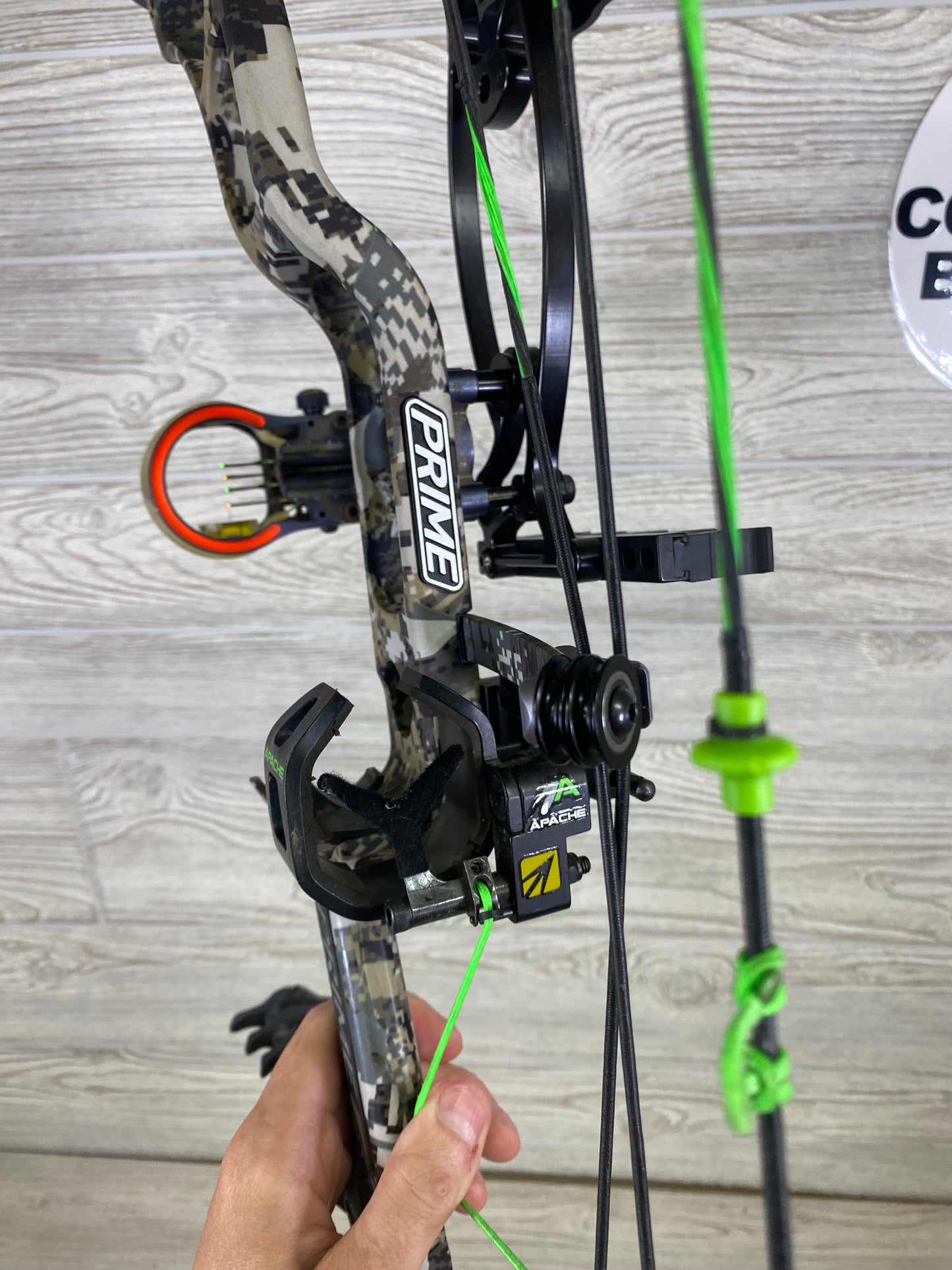 Used Prime Ion RH 28" 50-60# PKG
