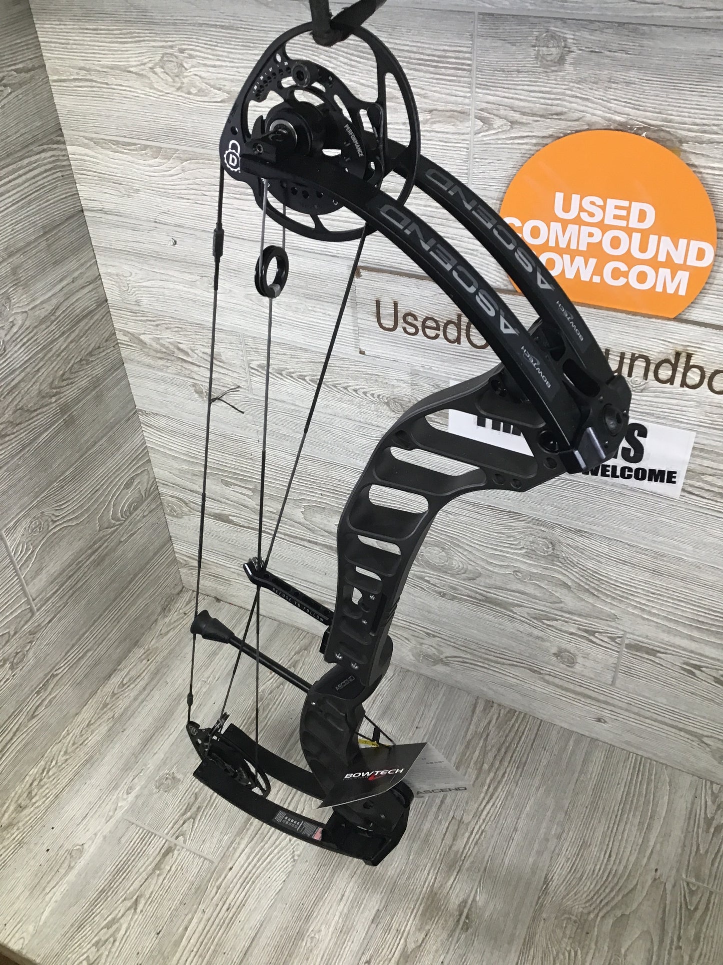 Bowtech Ascend Right Hand stealth grey 70#