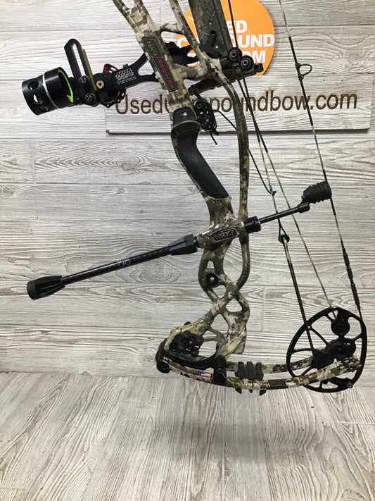 Hoyt Carbon RX-1 60-70# Right handed subalpine Package