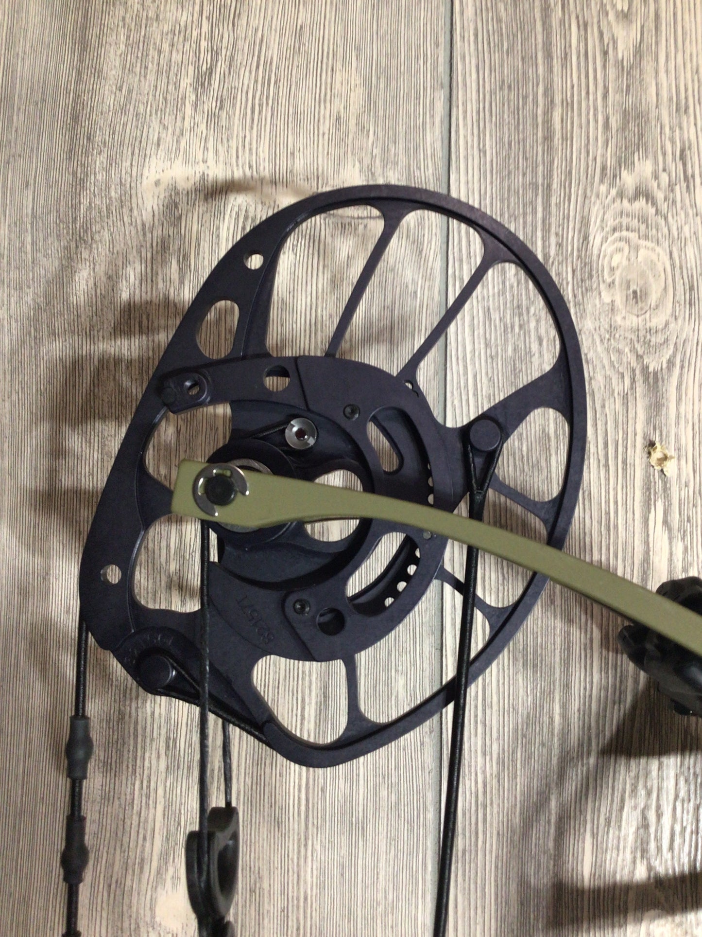 Used PSE Drive NXT RH 24-31" 60-70lbs Bow