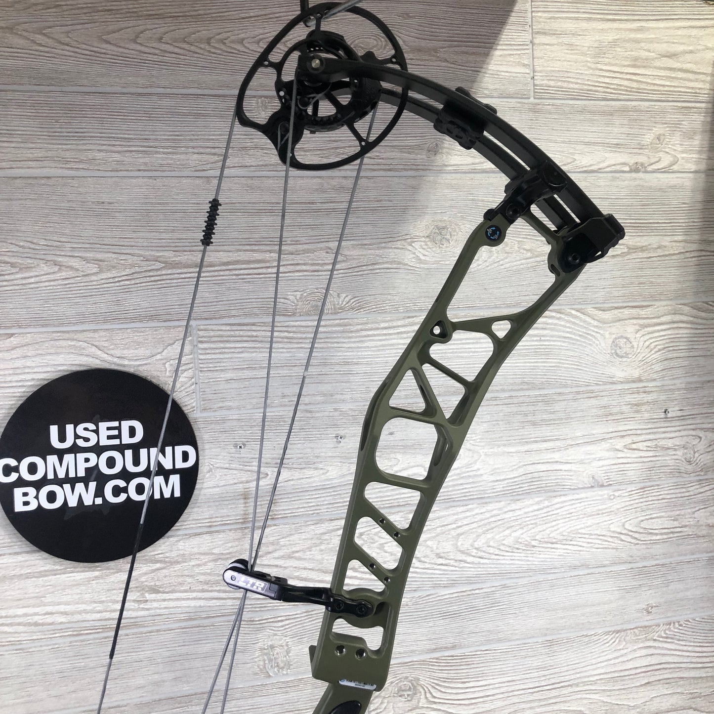 Elite Kairos OD Green Right Hand 60-70lbs