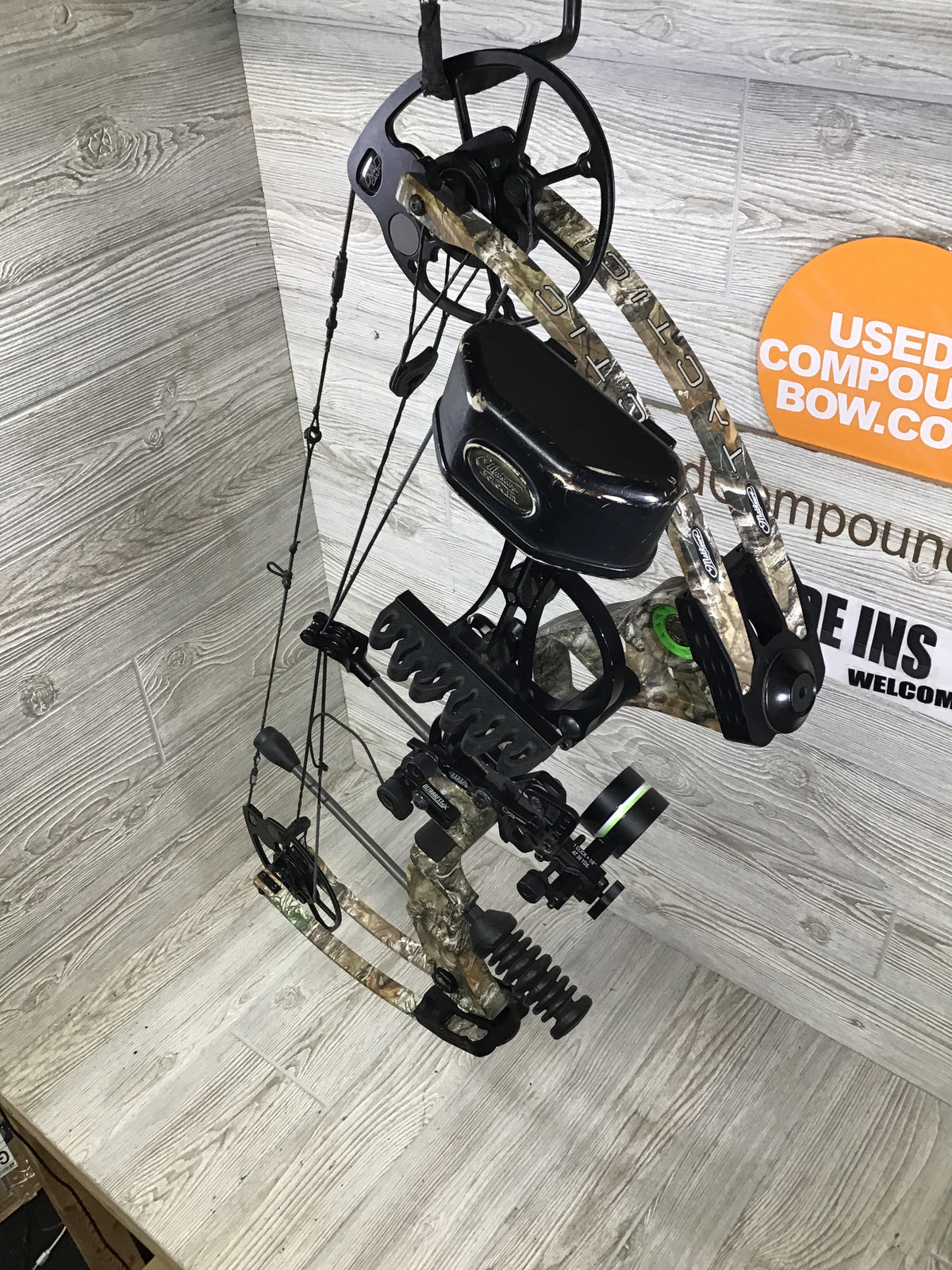 Used Mathews Tactic Right Hand 70lbs Camo Package
