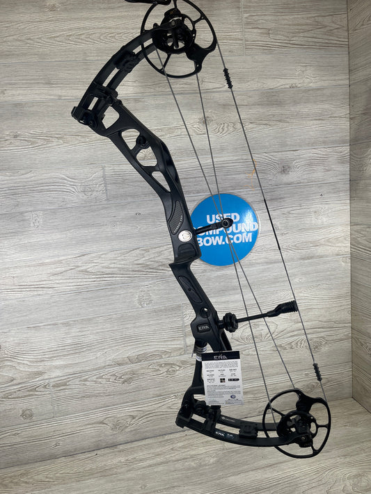 2023 Elite Era Carbon RH 70# Black