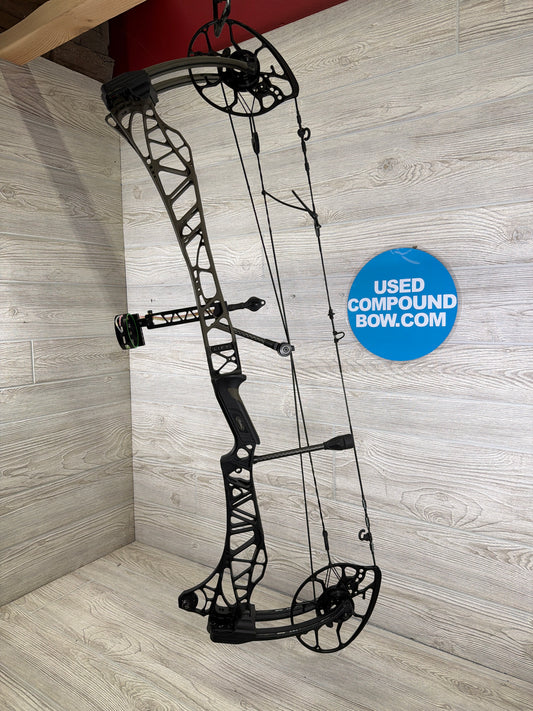 Used Mathews LIFT X 33 30.5 70lb Green Ambush FTB Right Hand Bow/Sight