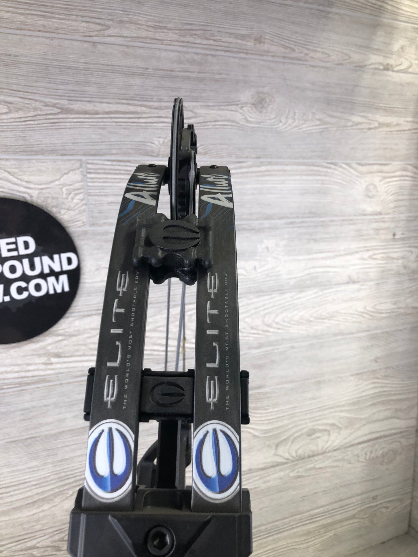Elite Allure Right Handed Black 40-50lbs Bow