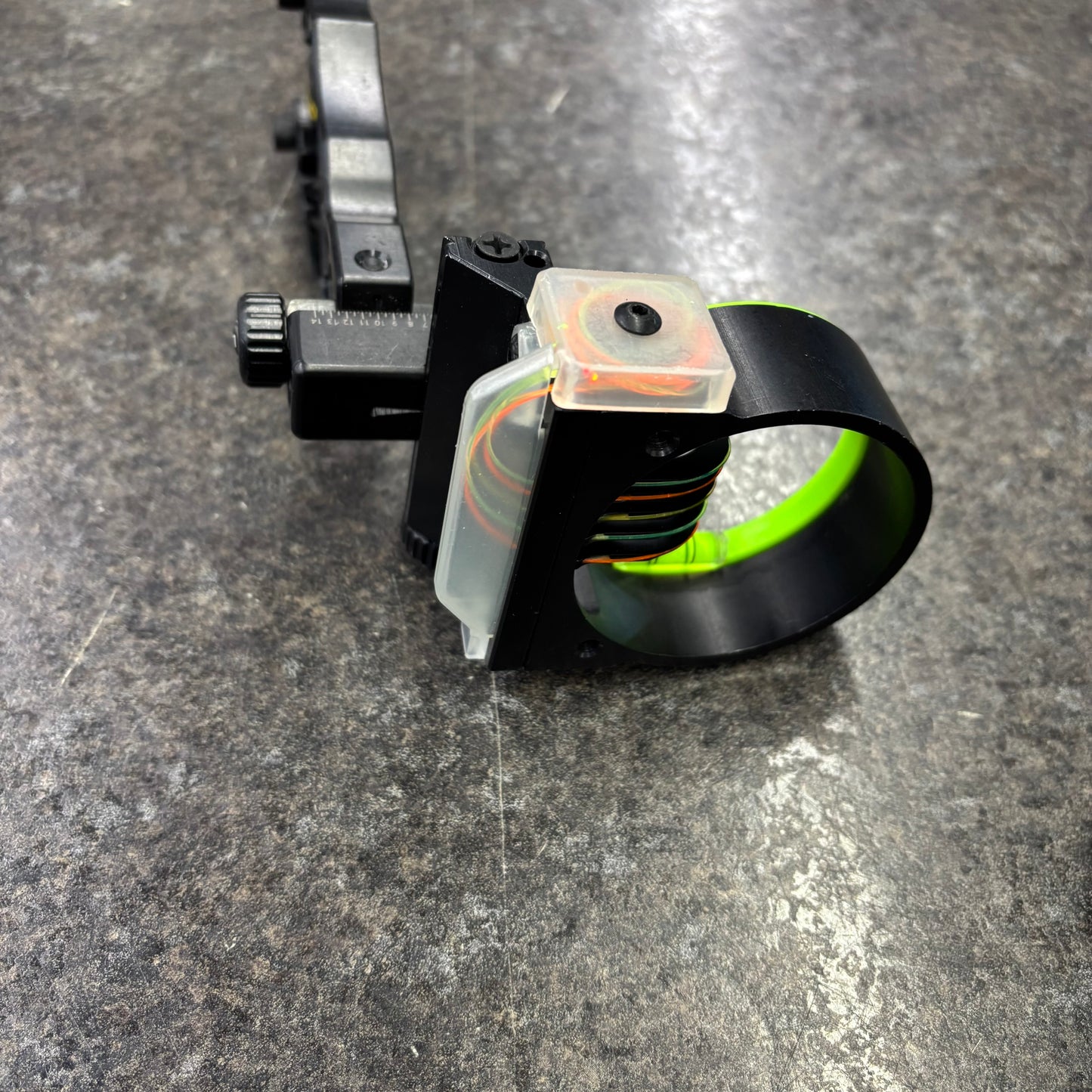 Used Black Gold Widow Maker 5 pin RH sight