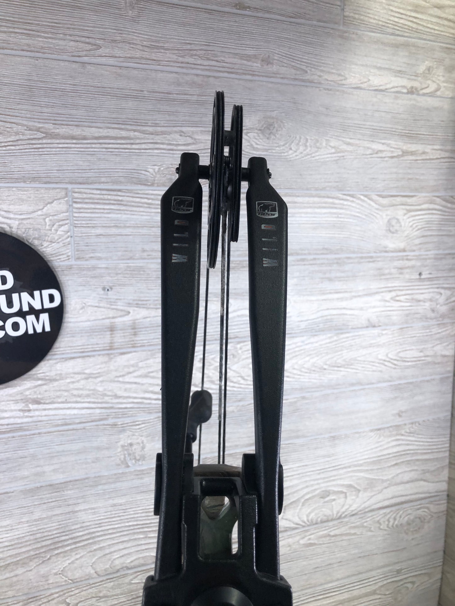 Bear Wild Right Hand Bow 24-31" 60-70lbs