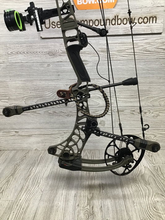Used Mathews Phase 4 33 Green Ambush 27.5/70# Package