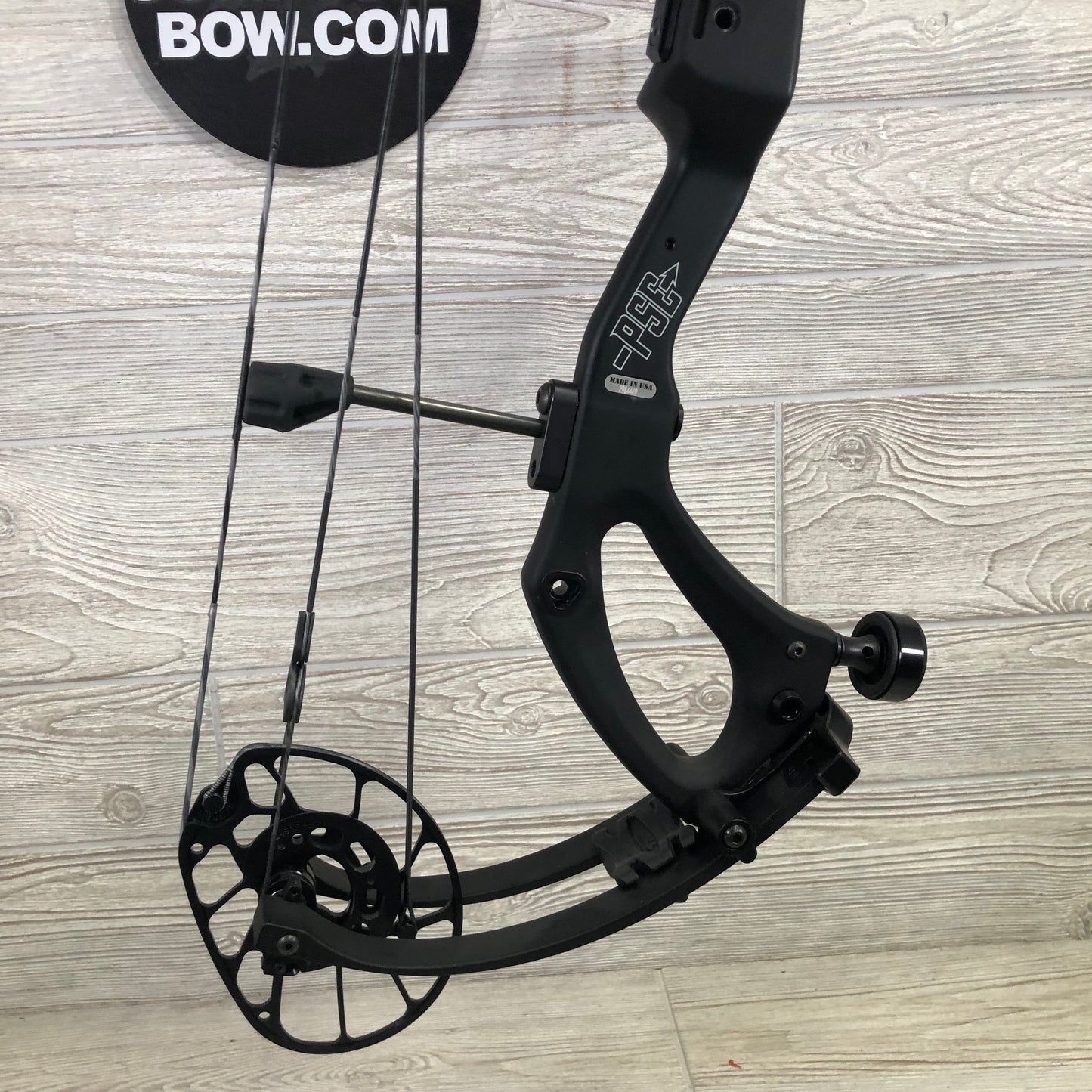 2024 PSE Nock 30 ES Right Hand Black 70lbs 27-31"