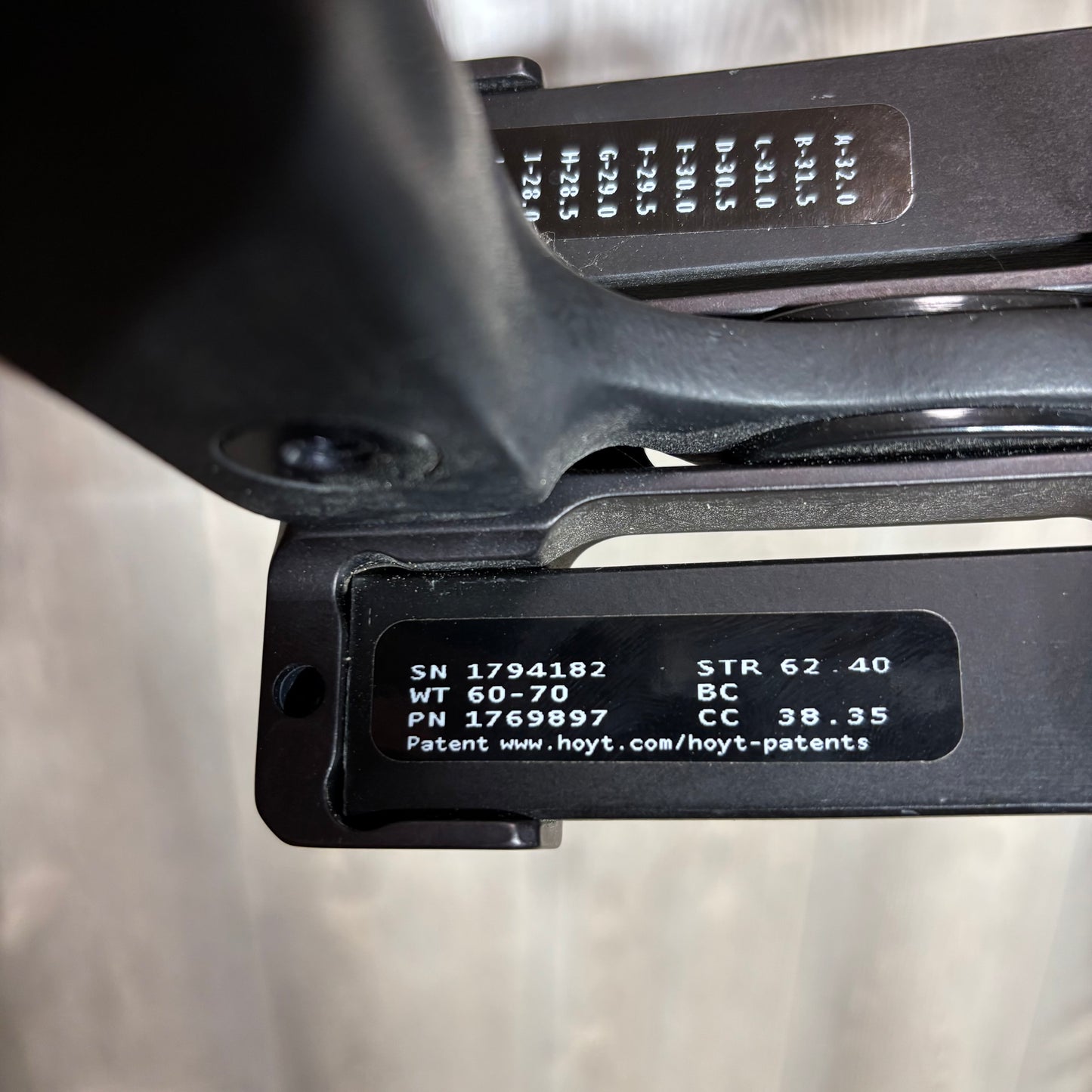 Used Hoyt RX-8 Ultra Black RH 60-70#