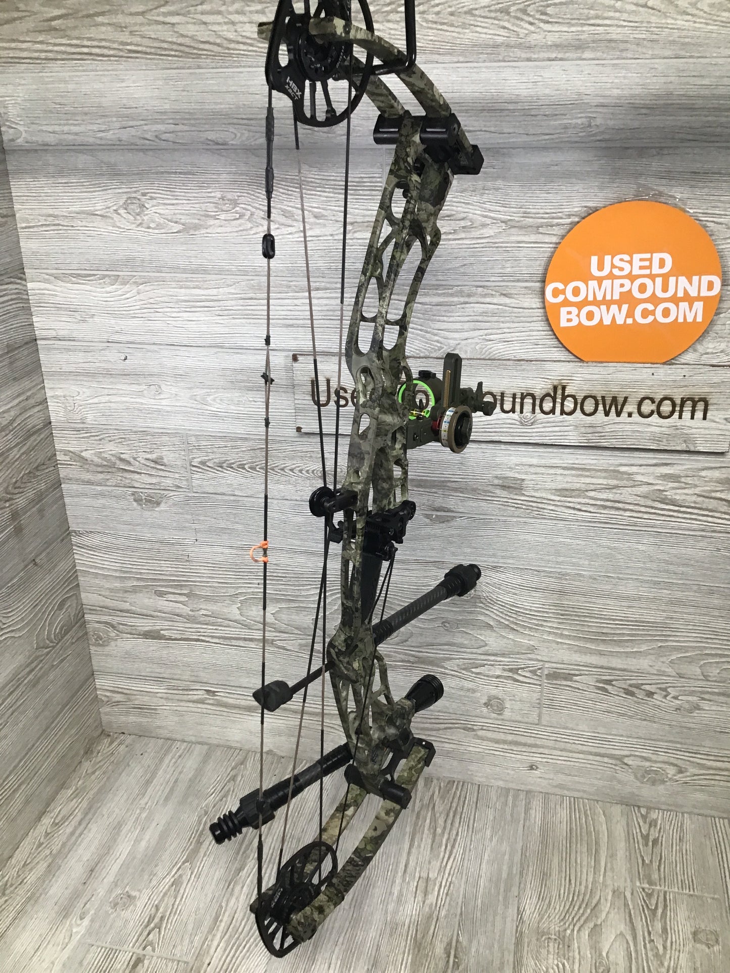 Used Hoyt Alpha X 33 Veil Camo Package 60#