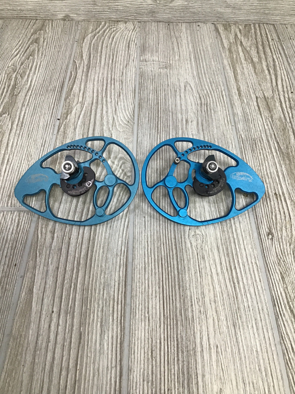 Used Bowtech Eva Shockey Cam Set