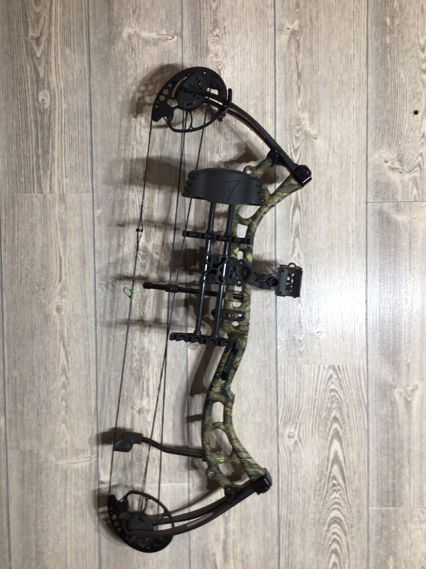 Used Bear Salute Right Handed Package 70#