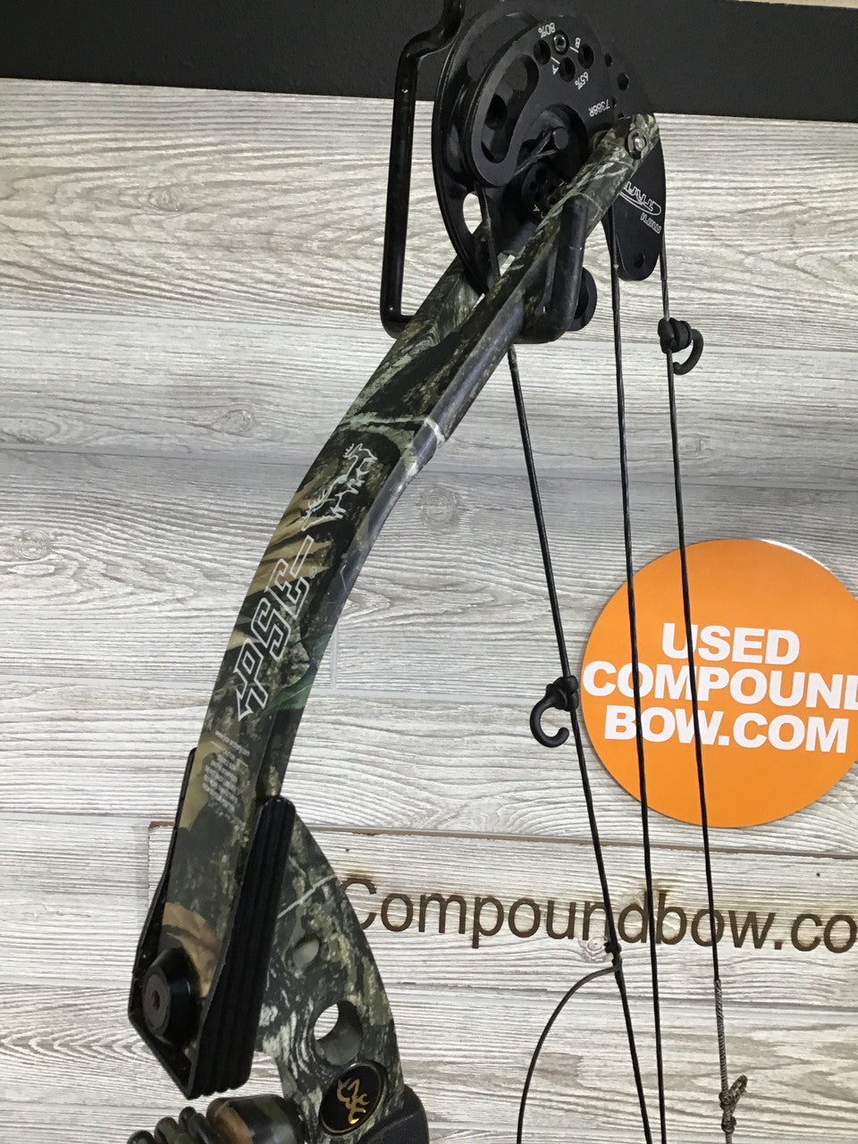 Used Browing PSE 70# 29" Right Hand Package