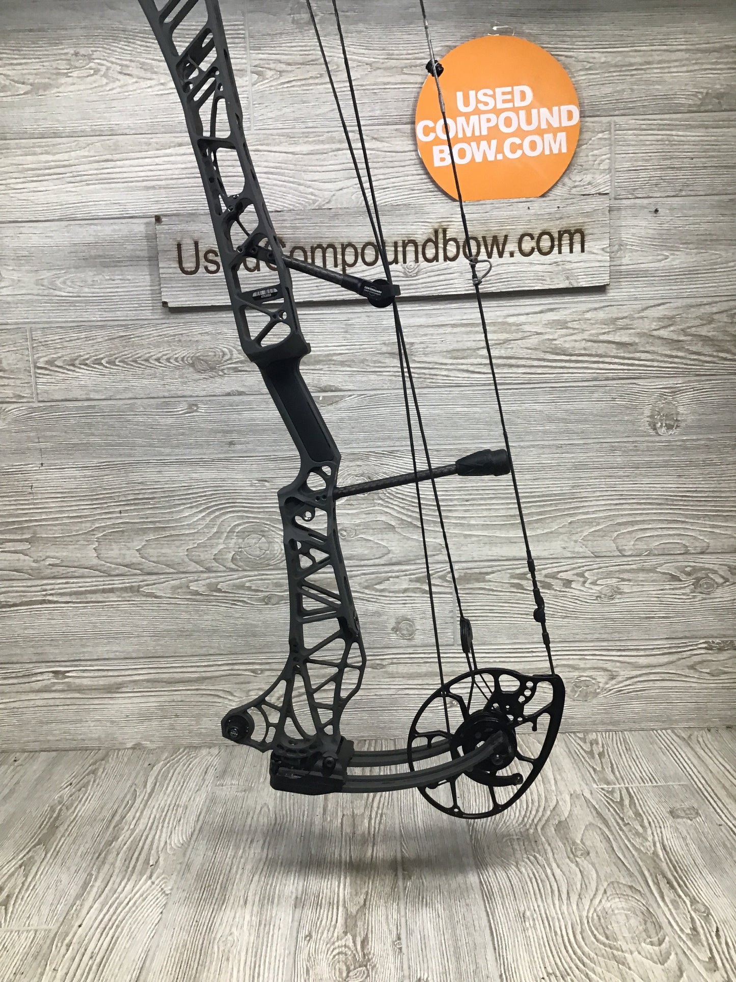 Used Mathews Lift X 33 Shale Left Hand 28/70