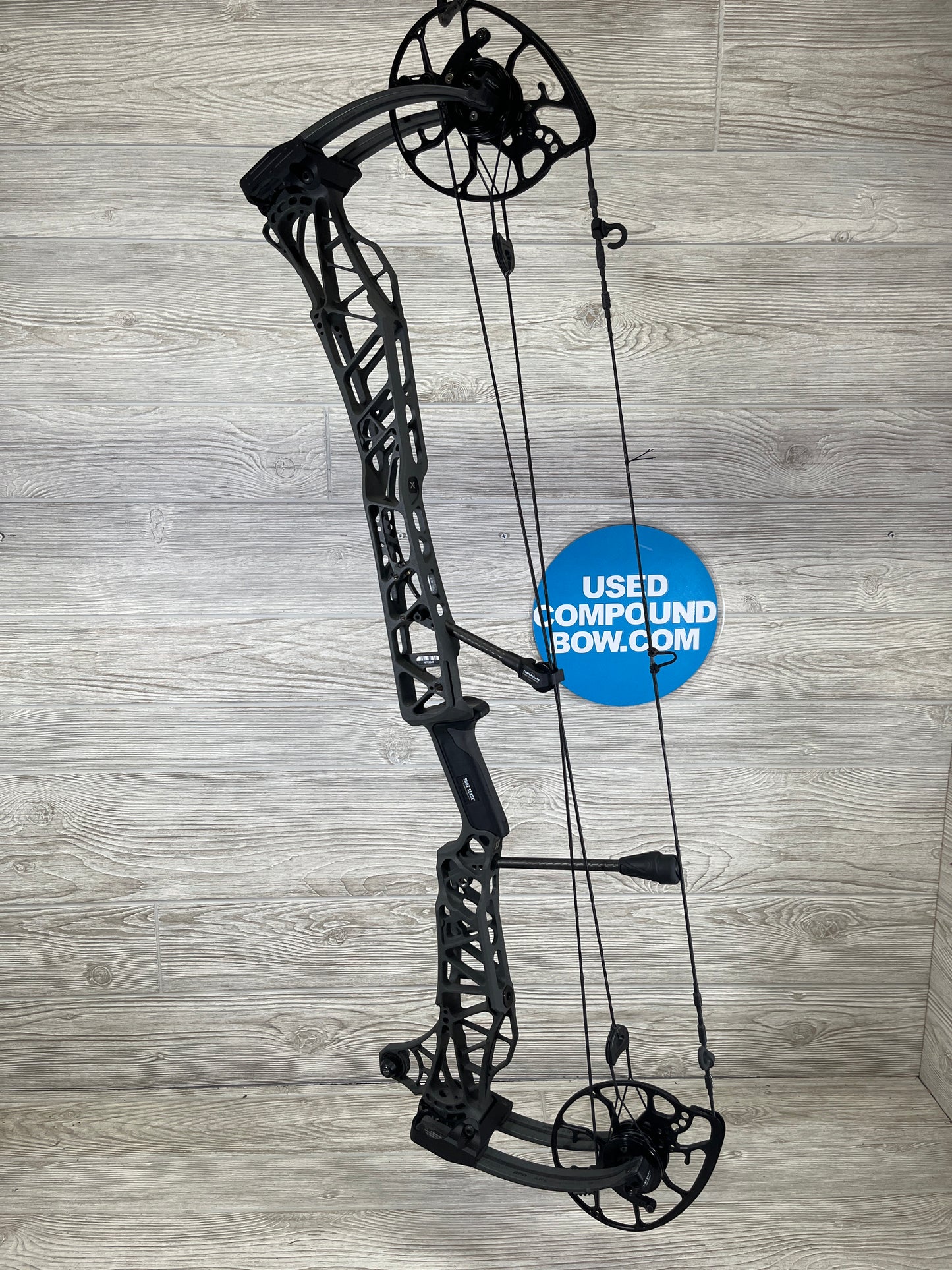 Used Mathews Lift X 33 Shale Left Hand