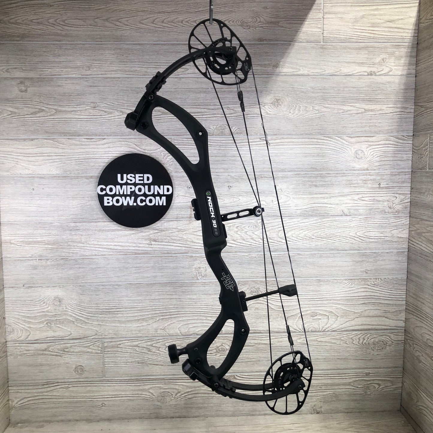 2024 PSE Nock 30 ES Right Hand Black 70lbs 27-31"