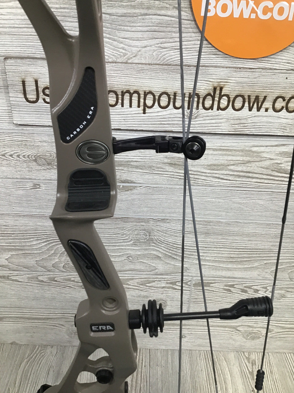 Elite Era Carbon Right Handed 70# Sienna Brown Bow